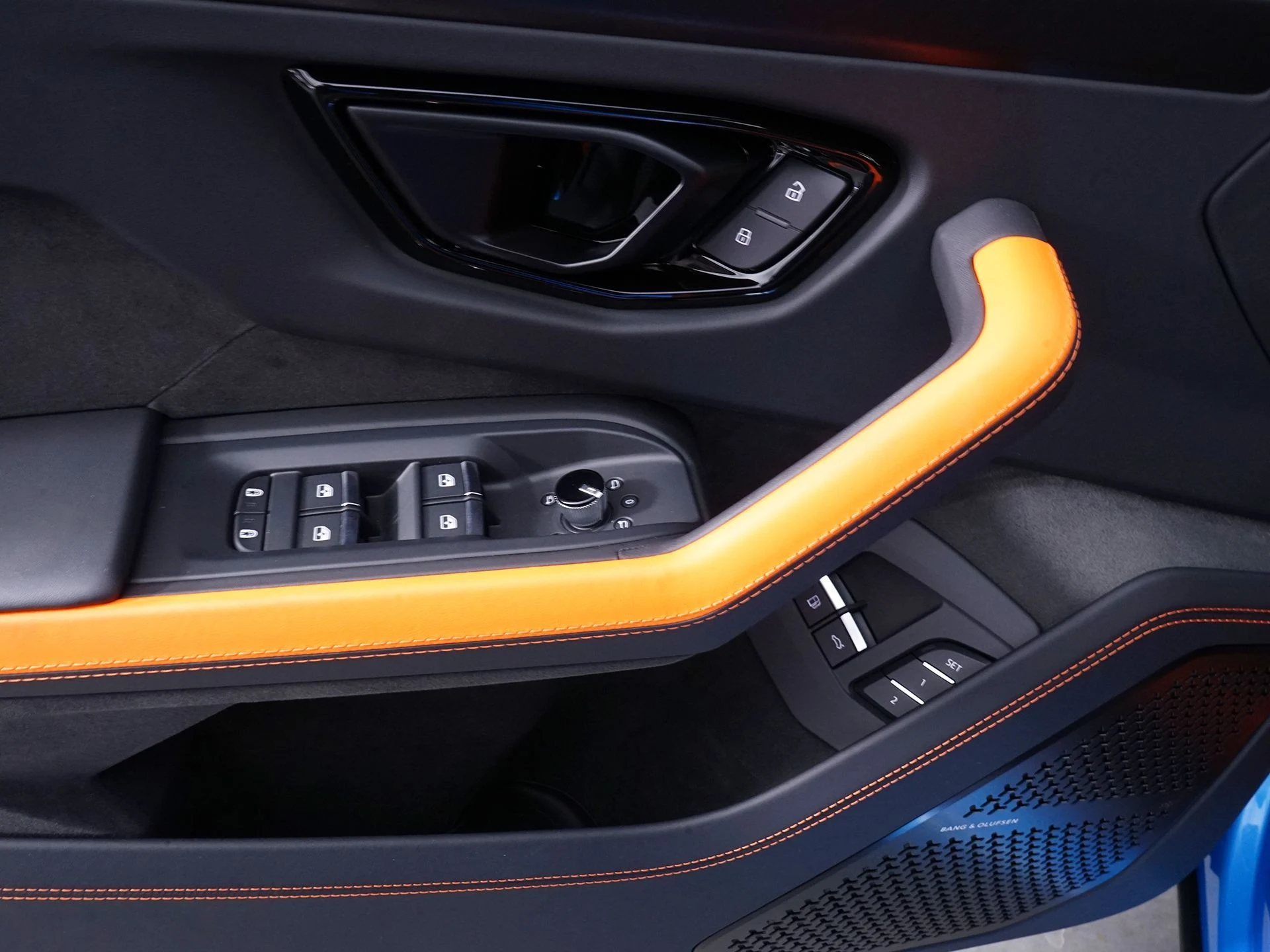 mph032_2103849734_df0d3a3df1a1bf512049a115a4434030x_51338f03fe