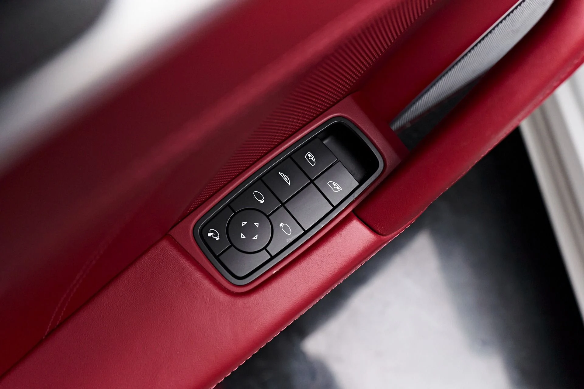 mph032_2116180364_Used_2022_Porsche_911_Turbo_S_1710196275_07ae64092b