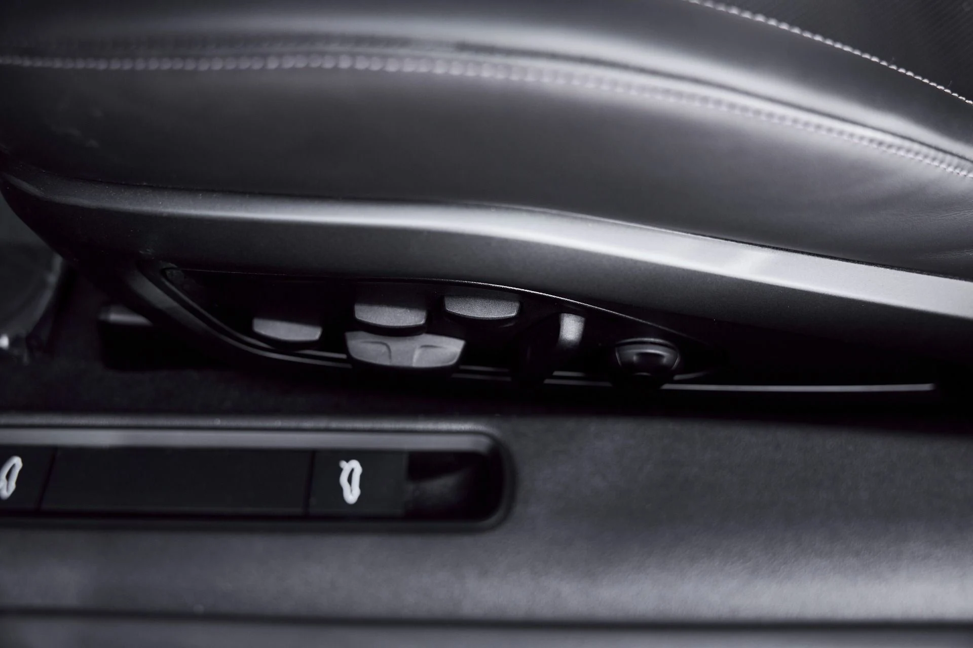 mph032_2132701969_Used_2024_Porsche_911_Turbo_S_1772073673_d3fd5a36b2