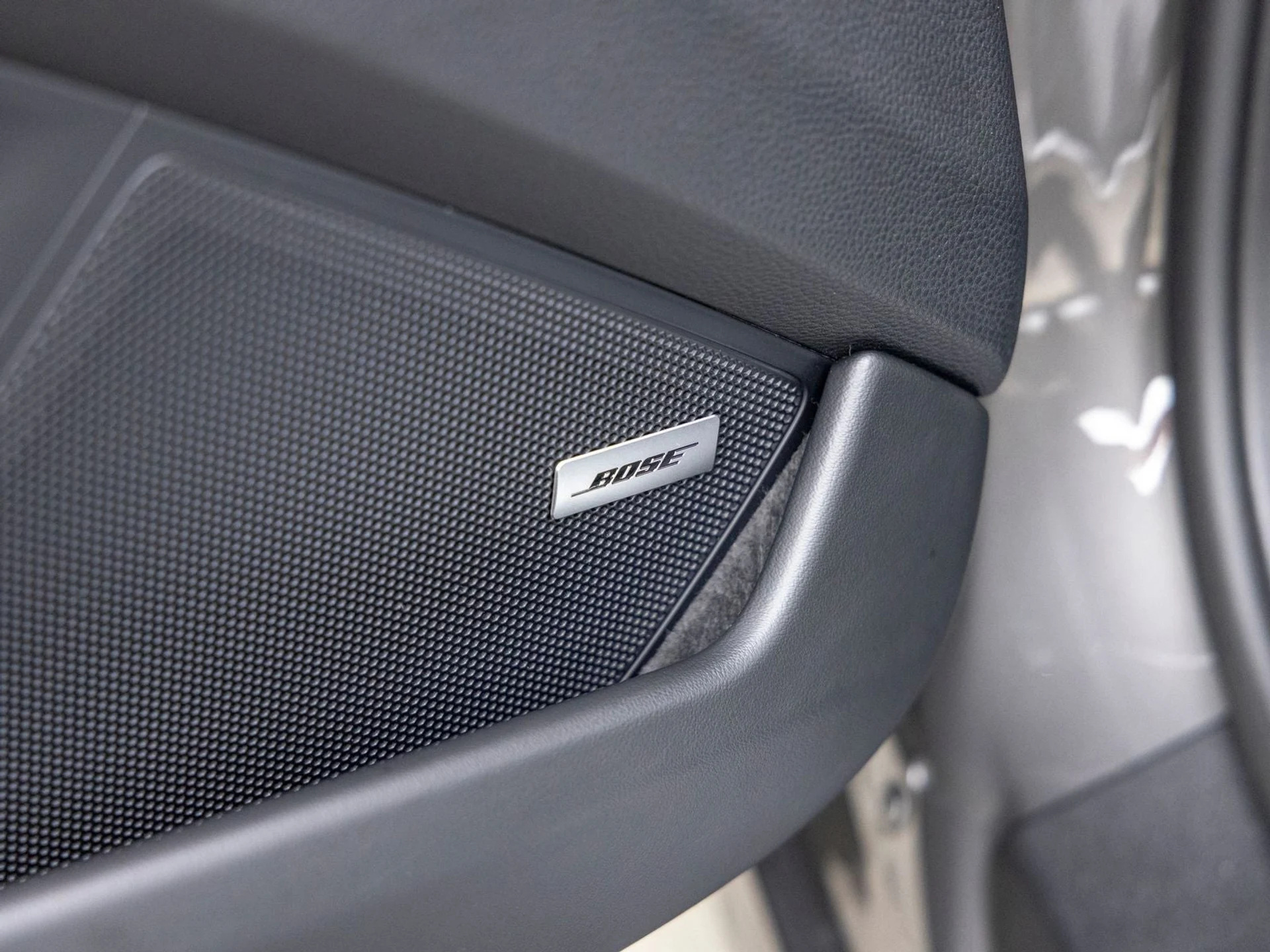 mph032_2134213594_33_36e4b2c866