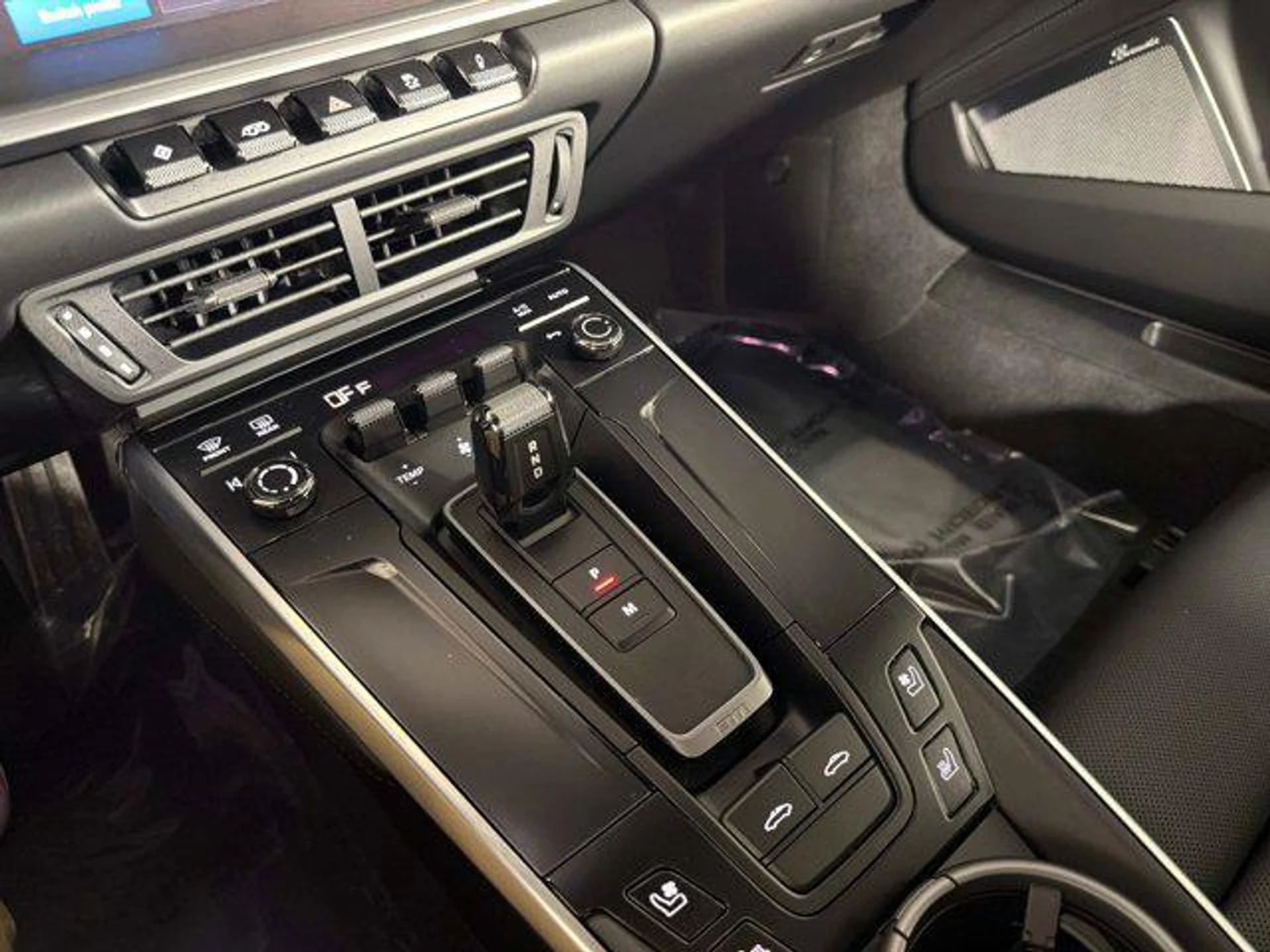 mph032_2146262877_hb_WYCLE_Ccx7_Mx0mdzp49_LC_2c8q_E_4ce3037915