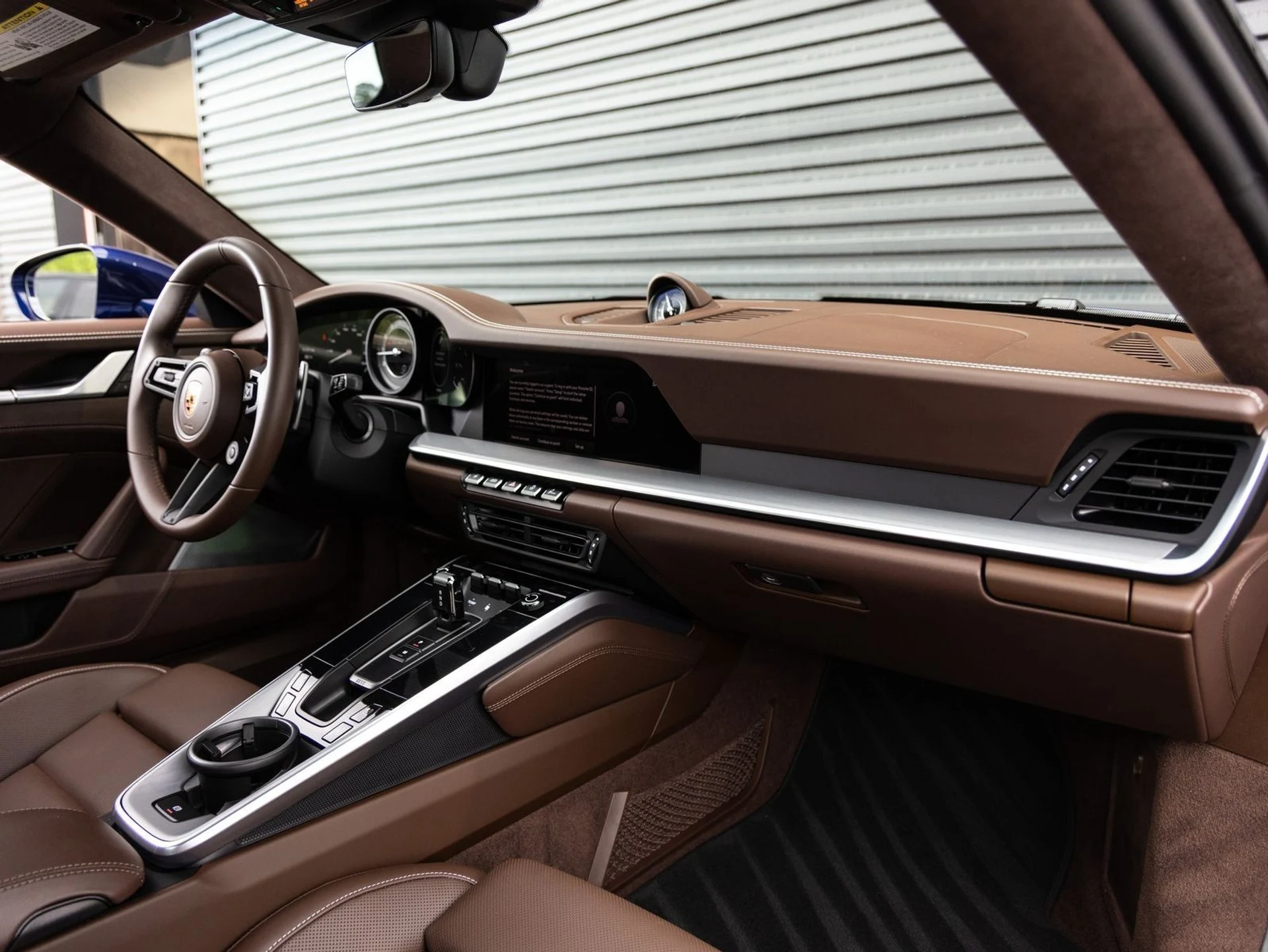 mph032_2166808773_33_5c9f20b2e8