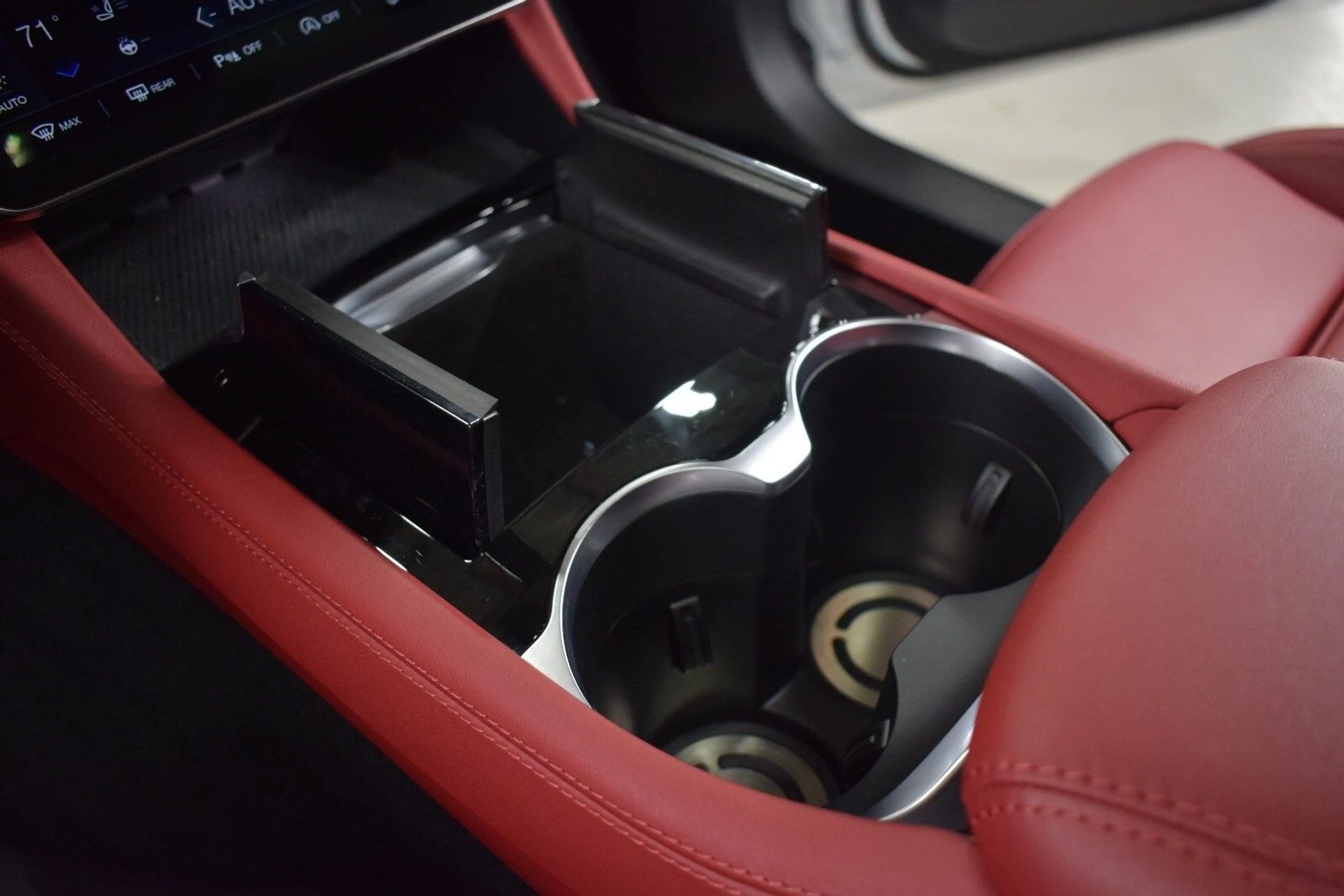 mph032_2167998555_ca1d10dd69df3d9a6de5c9dc55161d22x_64d969e987