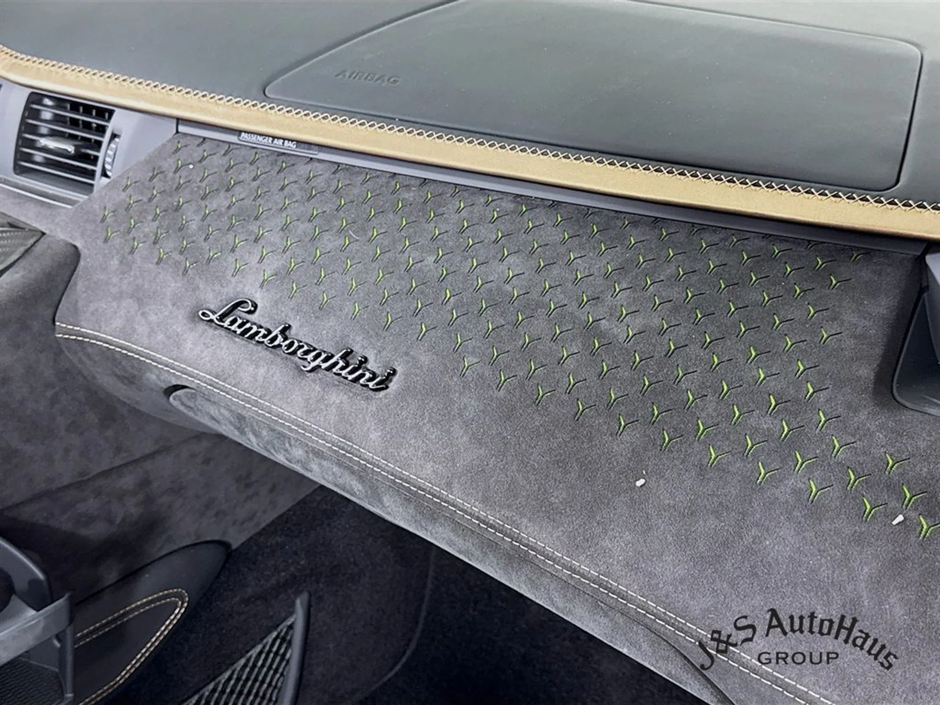 mph032_2170810837_lmzxwe8ts1h6ur5tff4u5pcvajex_b8b4d85660