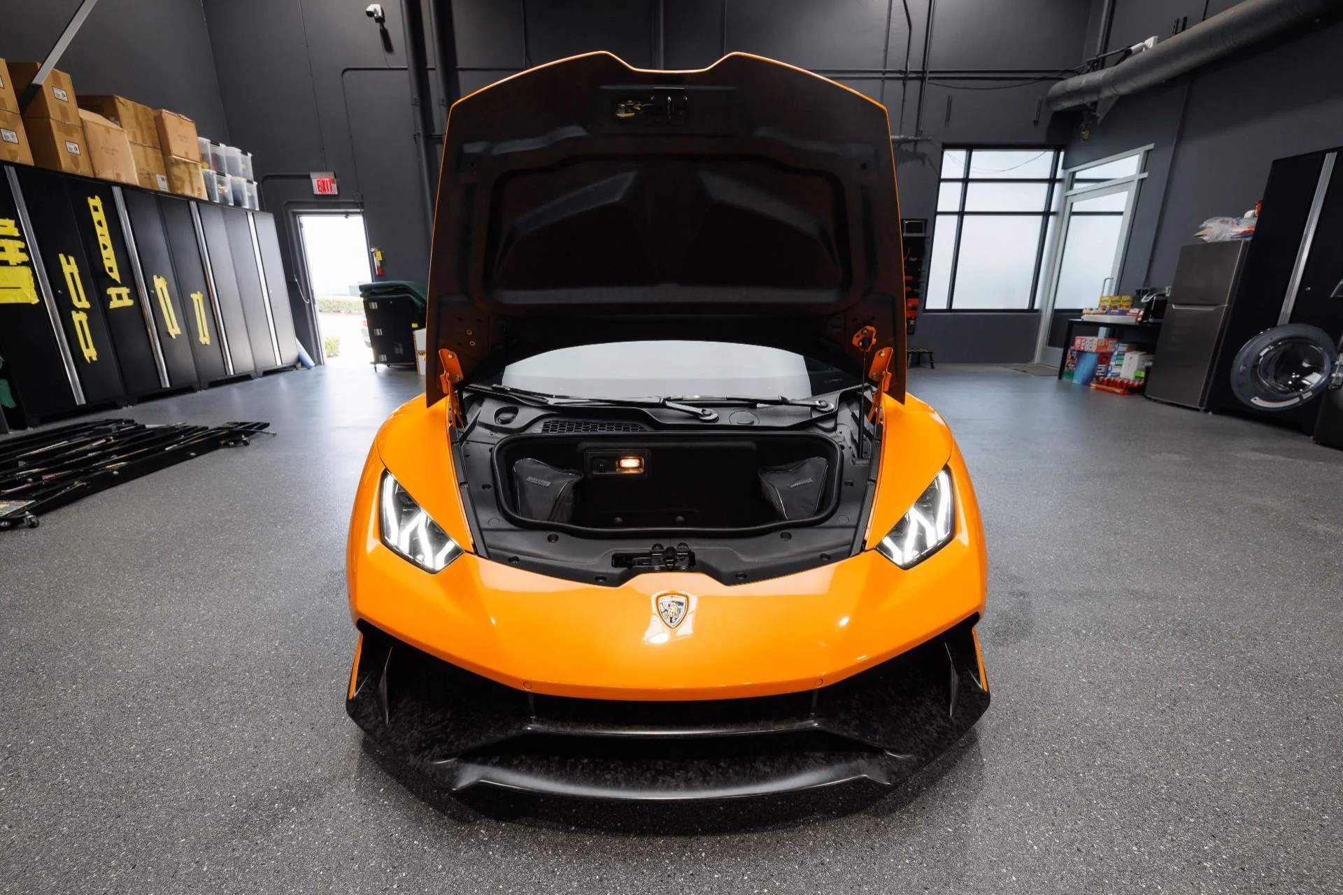 mph032_2172913015_Used_2015_Lamborghini_Huracan_VF_Supercharger_LP_610_4_1760479493_39265ae6a9