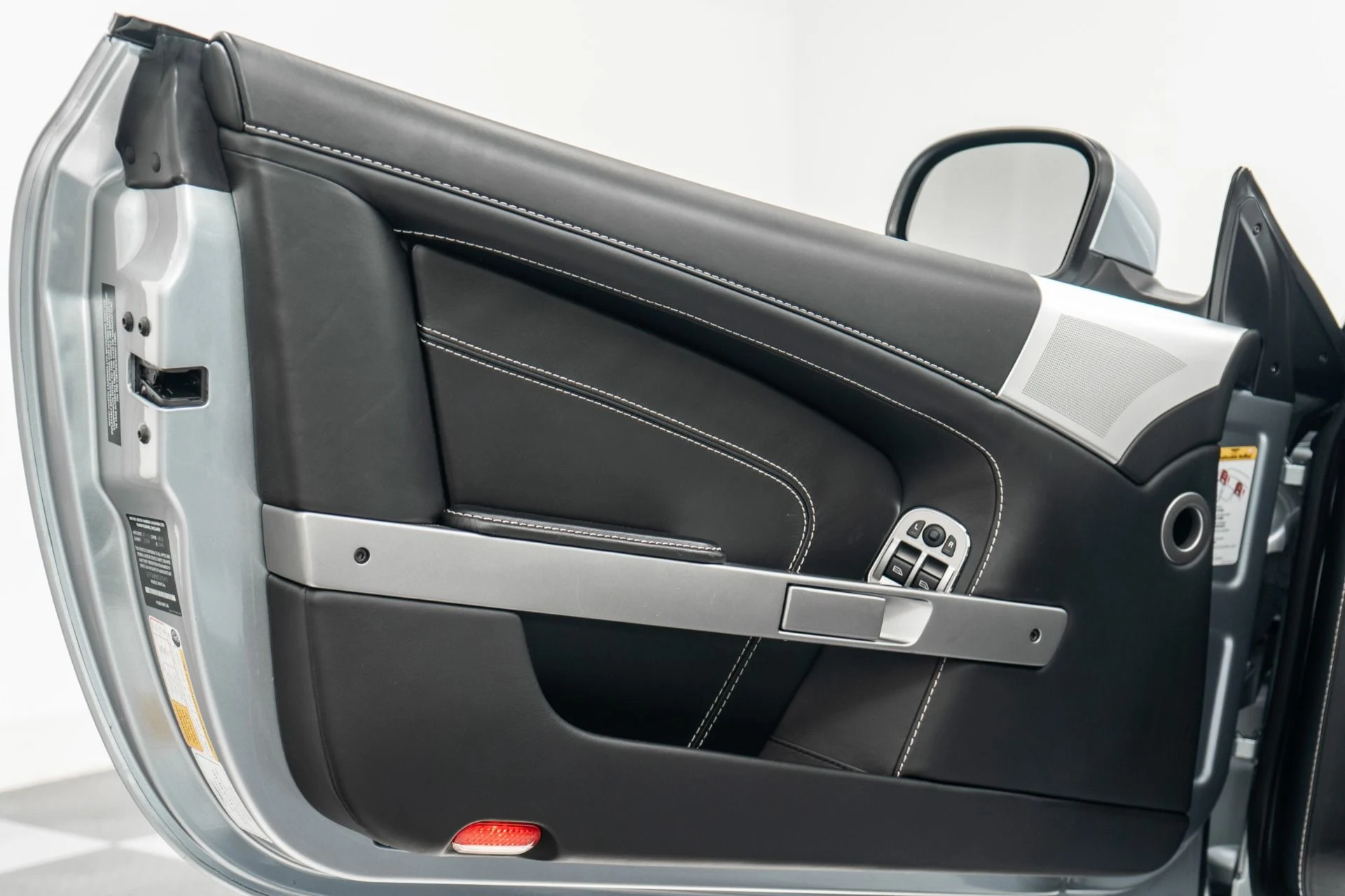 mph032_2174331806_Used_2014_Aston_Martin_DB_9_Volante_Centenary_Edition_6_Of_Only_100_Factory_Two_Tone_Paint_1758297462_d74cbfa08e