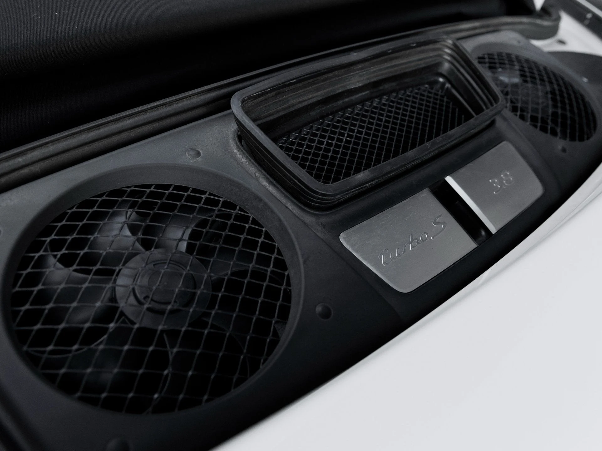 mph032_2186749718_33_e820d2dfd0