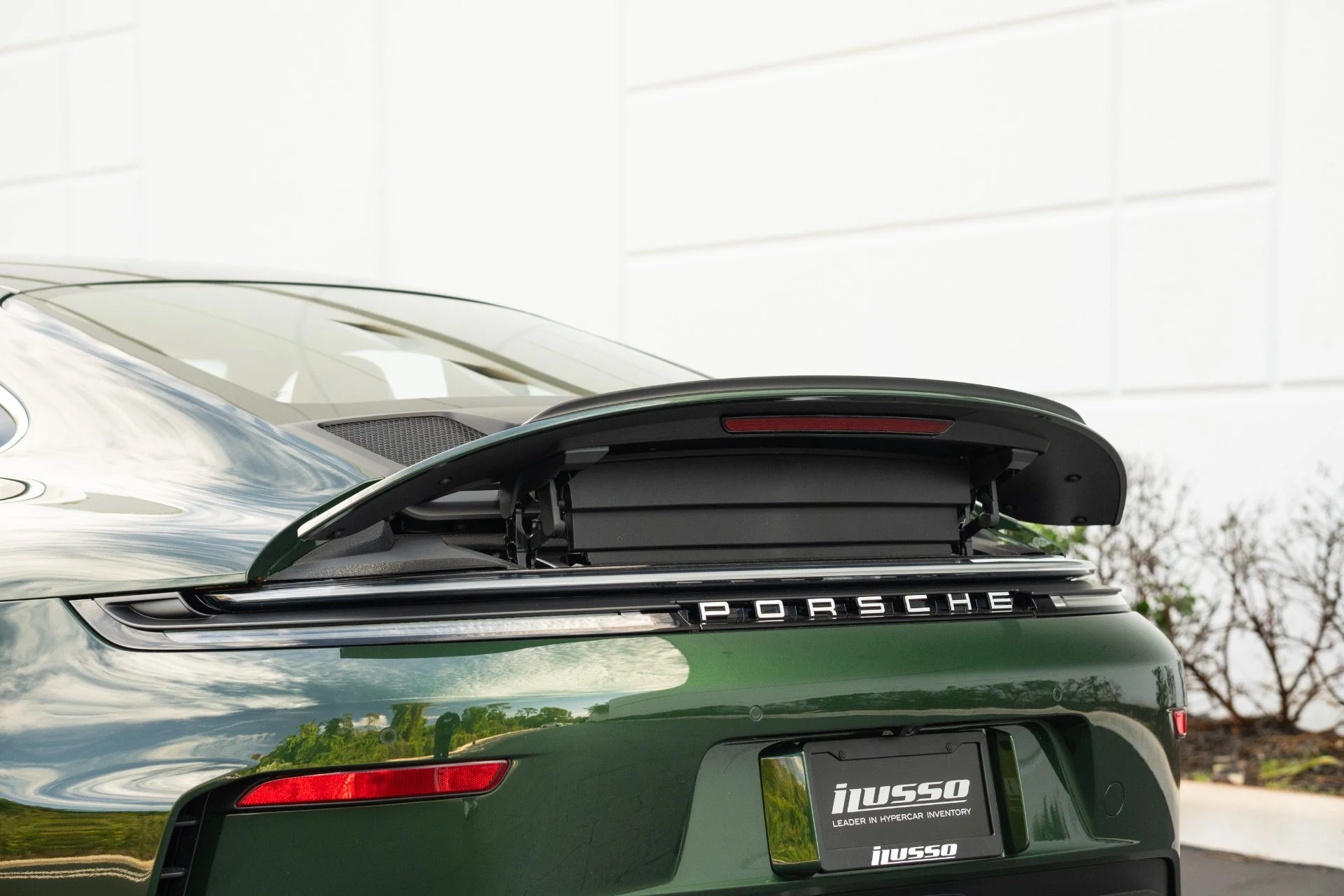 mph032_2190649696_Used_2026_Porsche_911_GT_3_Touring_1770143984_64182446a1