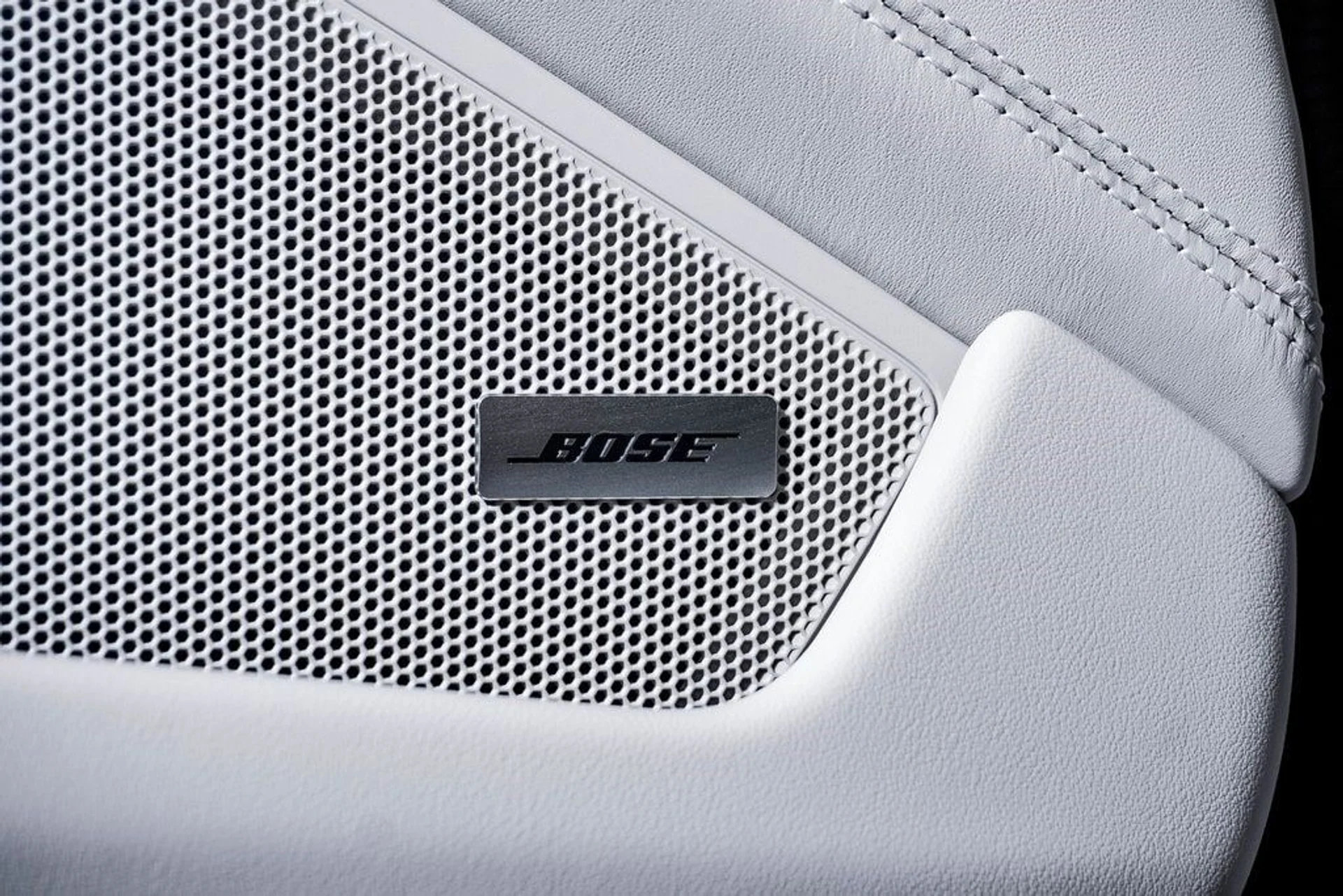 mph032_2192636117_e8e0c2ddbe89ae6c6aa70ab564dd3007x_207bcc43fe