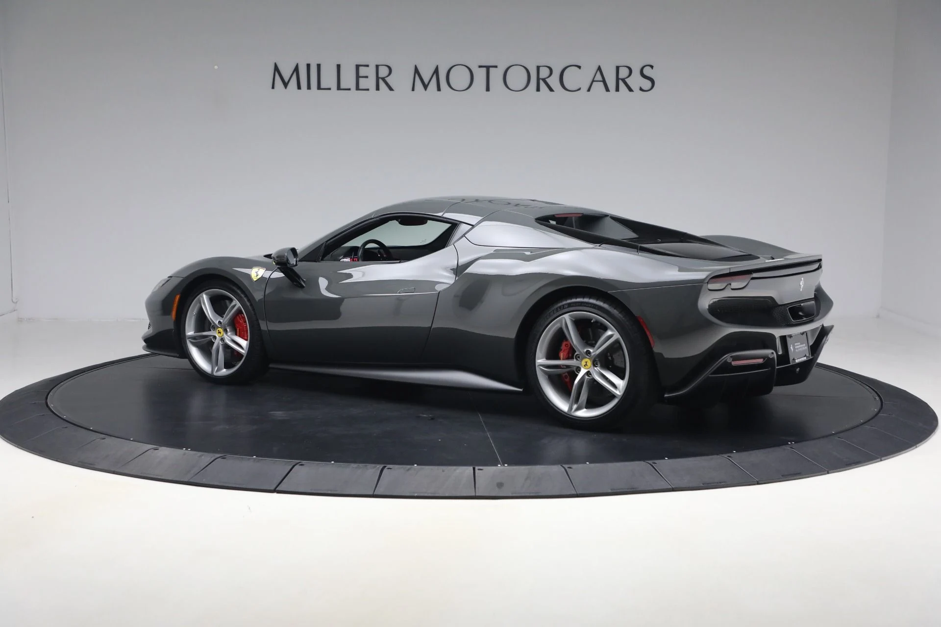 mph032_2195371176_Used_2023_Ferrari_296_GTS_1776284808_f55d5554b2