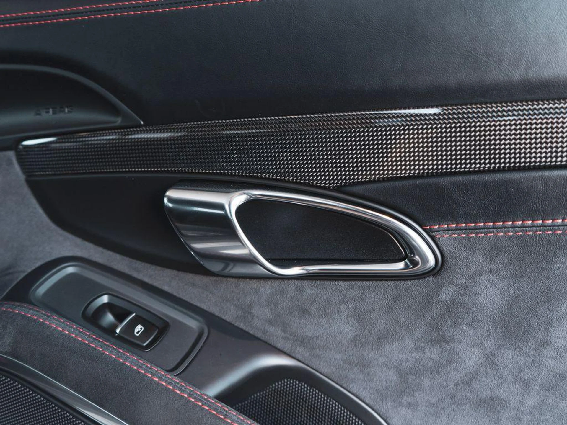 mph032_2201137412_3_Fgu_9l_7_o_CB_4_Us_Z11l2r_HX_Kws_832e0c25f0