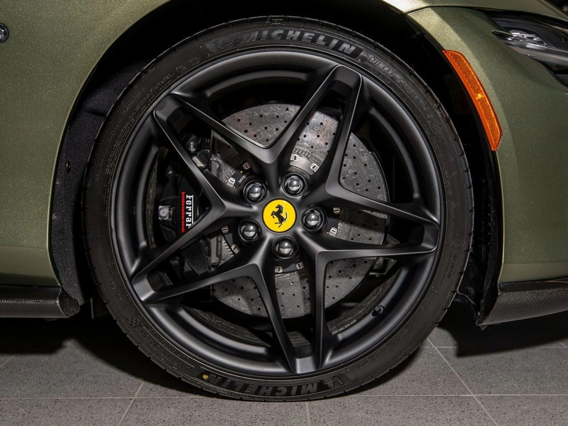 mph032_2206453973_image_33_1f2e633f70