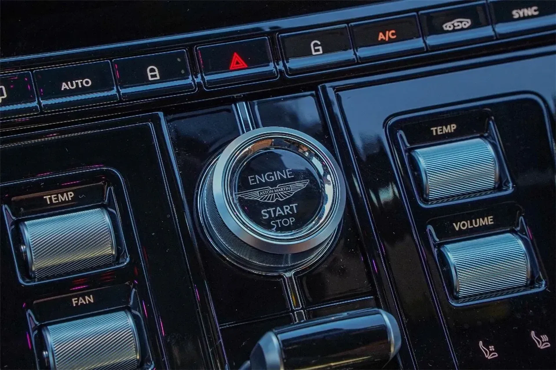 mph032_2210519815_ade7b58b361a47989360b3c68d1a7782_593cd6fe88