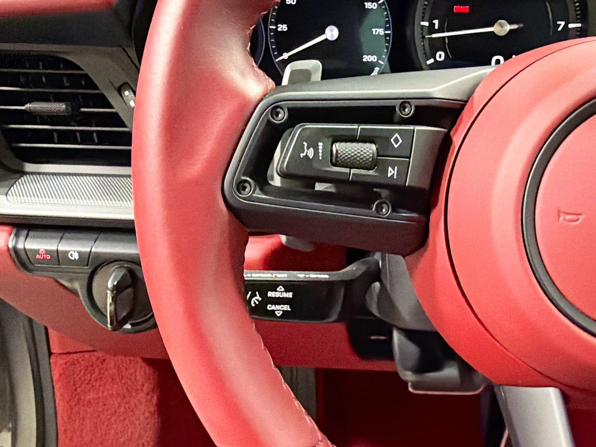 mph032_2216088600_c35c8c8a5b0409b9878eb350e8bd055d_695bfc597d