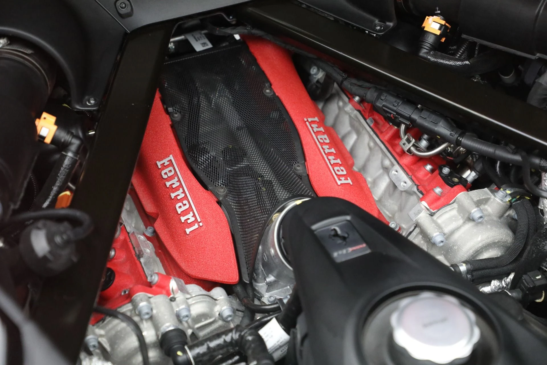 mph032_2218785986_Used_2023_Ferrari_SF_90_Stradale_1765397558_677f865e90