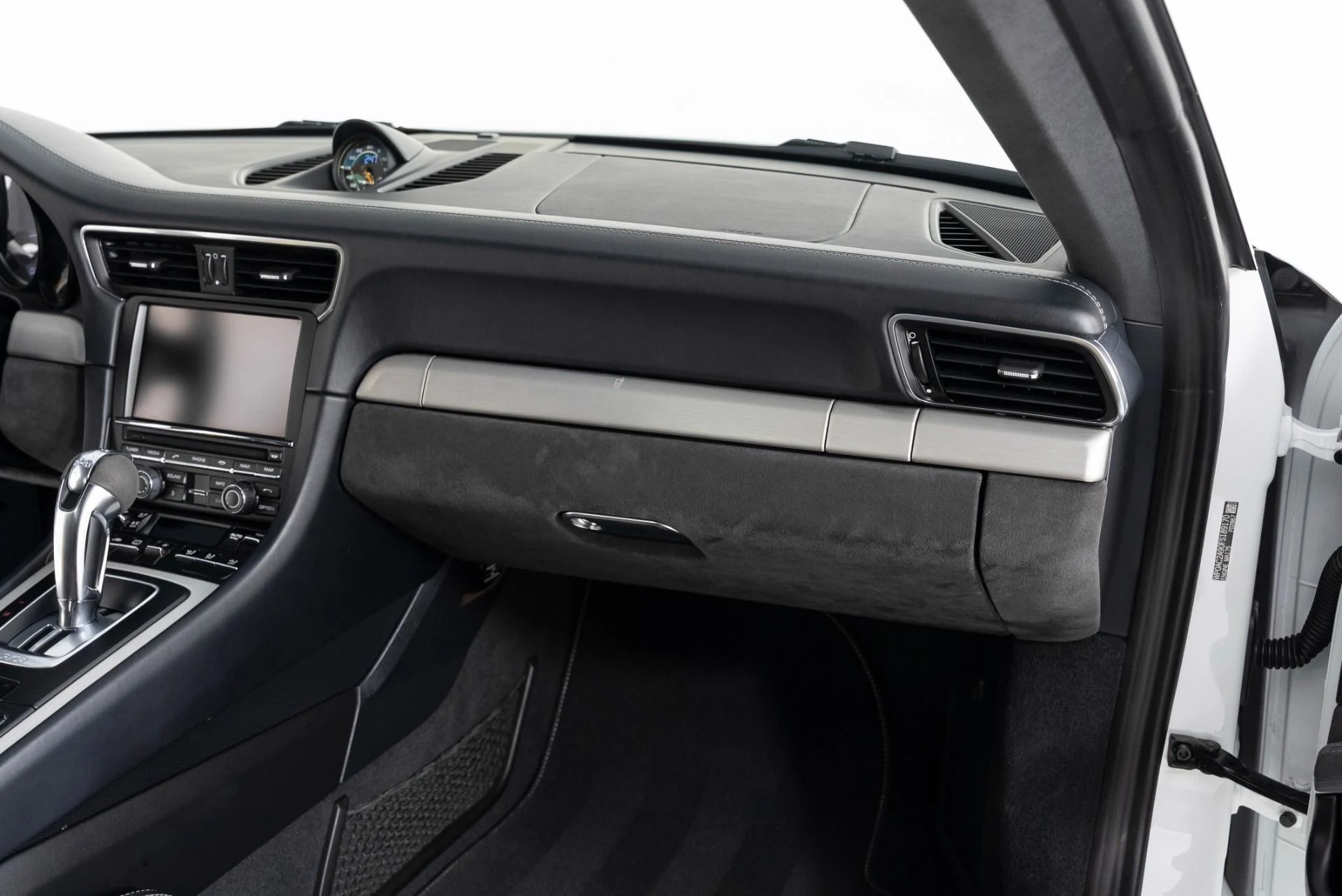 mph032_2230640442_Used_2015_Porsche_911_GT_3_1755021436_fbbe23698f