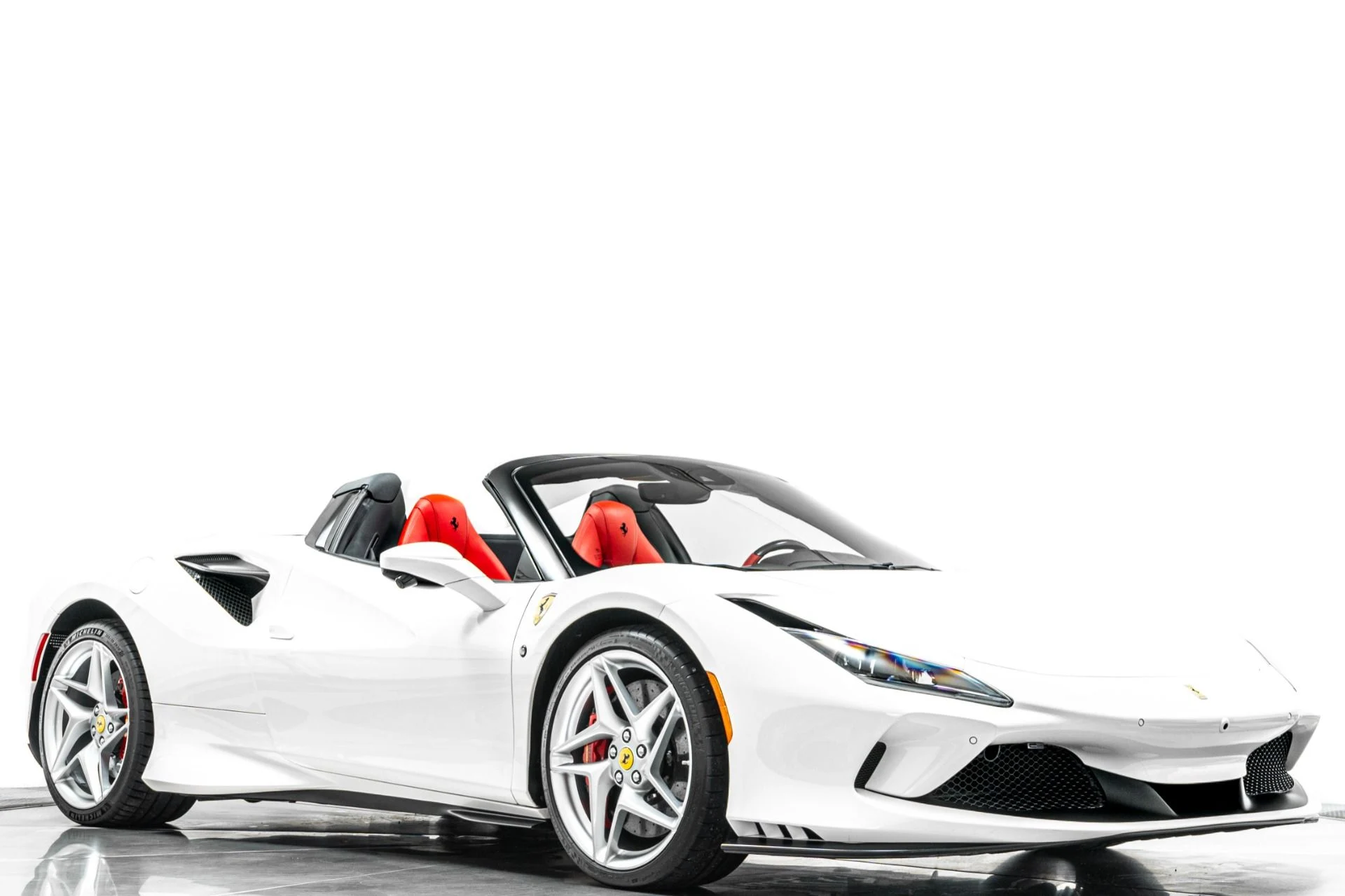 mph032_2248161083_Used_2023_Ferrari_F8_Spider_Low_Miles_Two_Tone_Paint_Carbon_Driving_Zone_Passenger_Display_1789405204_17e1cad69d