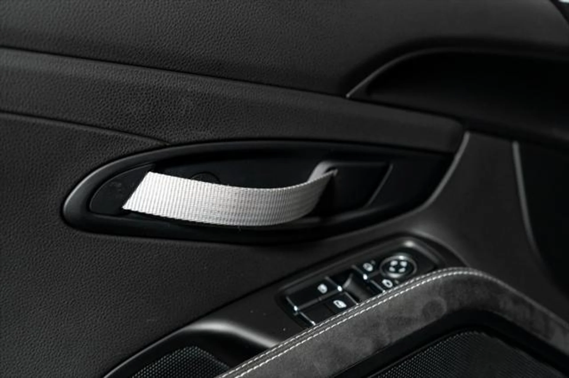 mph032_2265321289_i_Ea_X9m_Bsx_W7w_FUT_3_J86_Hhf5qg_Vw_ff93fd2db5