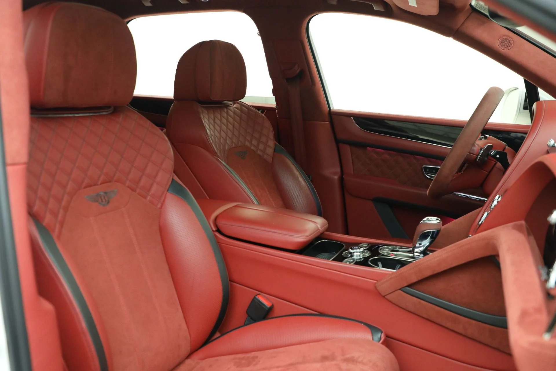 mph032_2272102376_Used_2022_Bentley_Bentayga_Speed_628359b66a