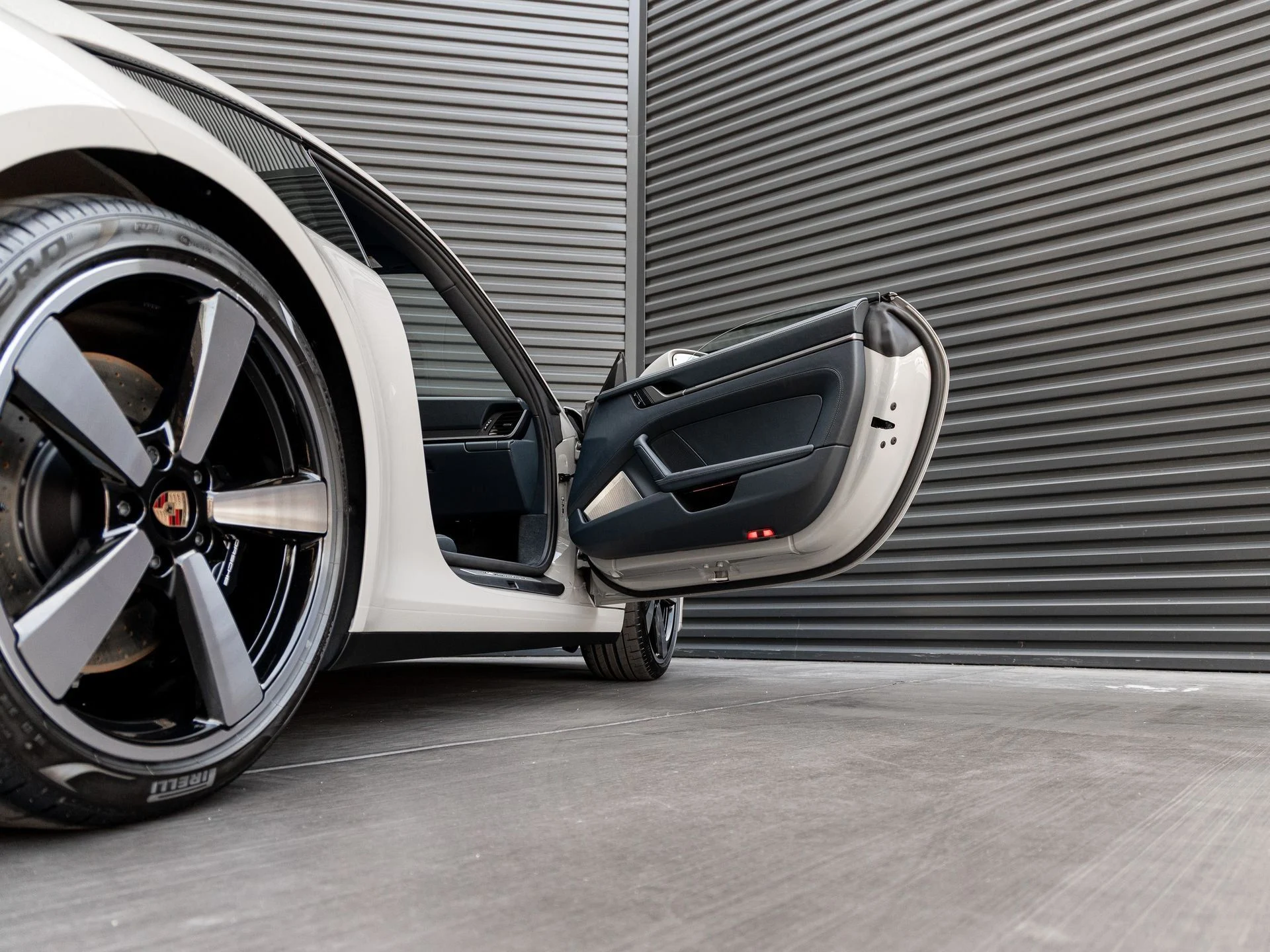 mph032_228094026_33_bb6b0ad0e9