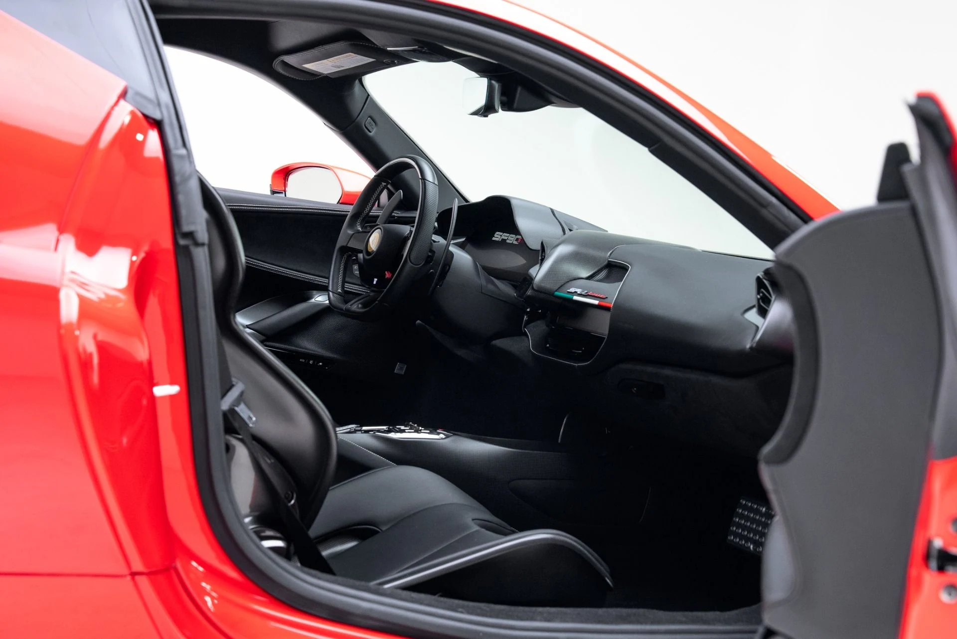 mph032_2285097201_Used_2024_Ferrari_SF_90_Stradale_1774546158_3c3266f4e2