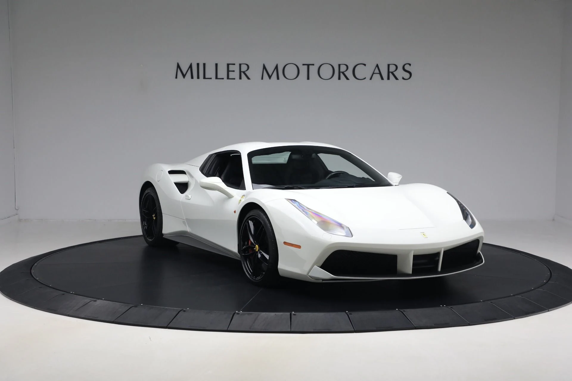 mph032_229389720_Used_2016_Ferrari_488_Spider_1789756866_06ed115bb6