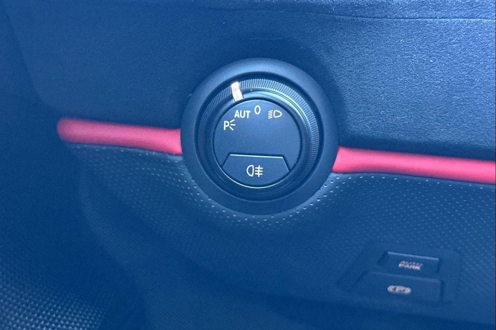 mph032_2300204948_5_Mp_N_Hkg_H8_G32g1m_RJN_4_V_Qs9_CR_Js_2de2802e2a