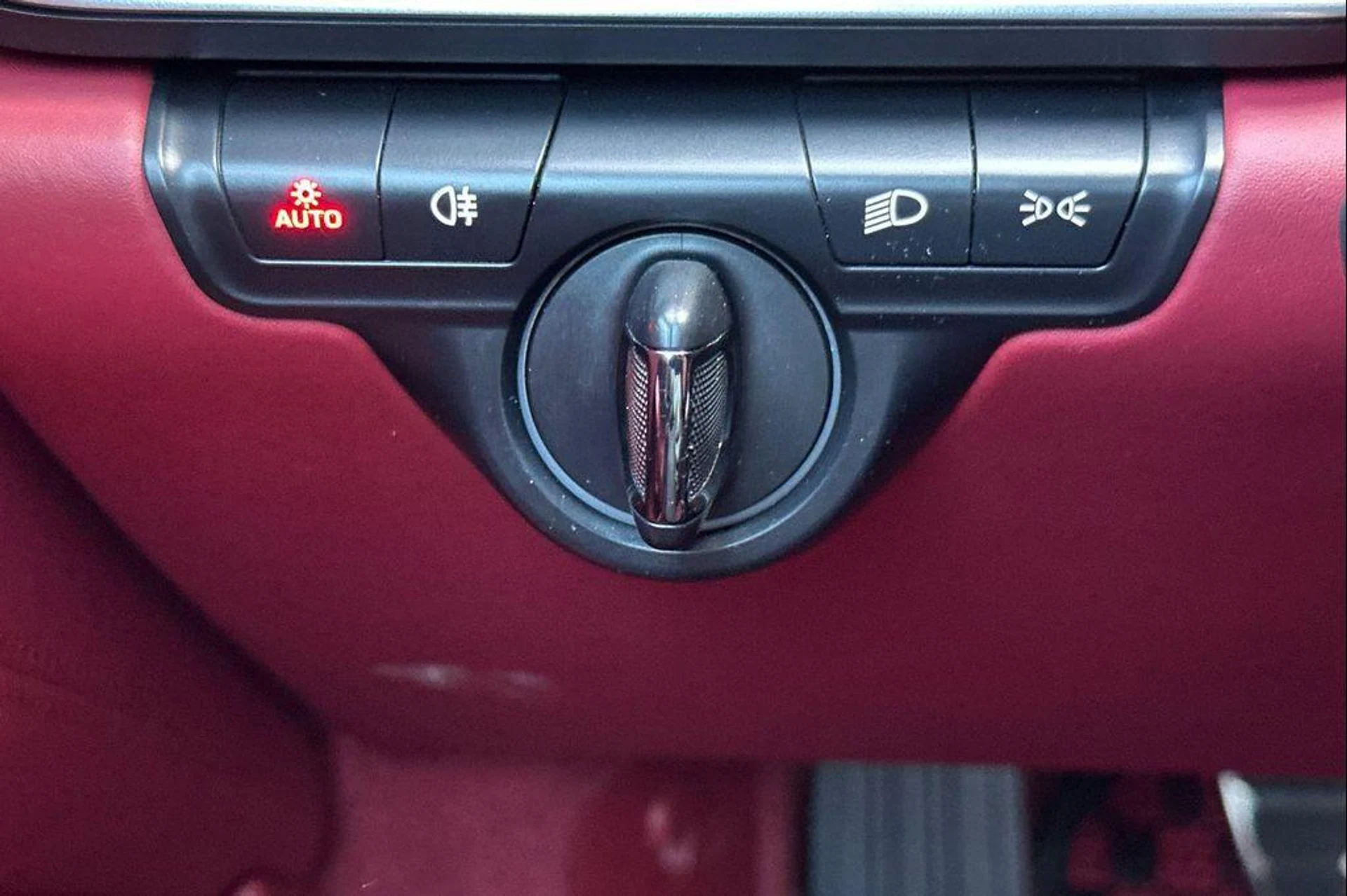 mph032_2315397941_n_NVZI_Jg17_JVJ_1_O_Zh_C_Ldt_c_N_Vu_8_662b37aa1f