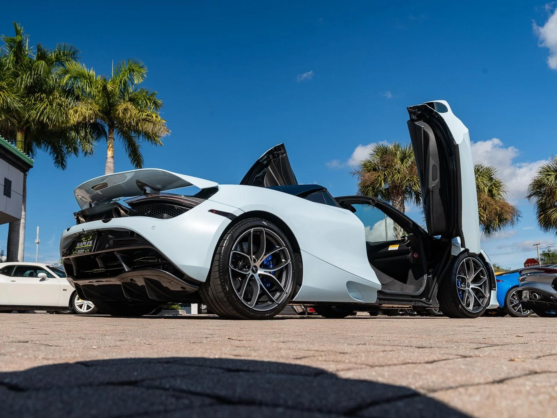 mph032_2328101944_Used_2020_Mc_Laren_720_S_1767388168_83631e51e5