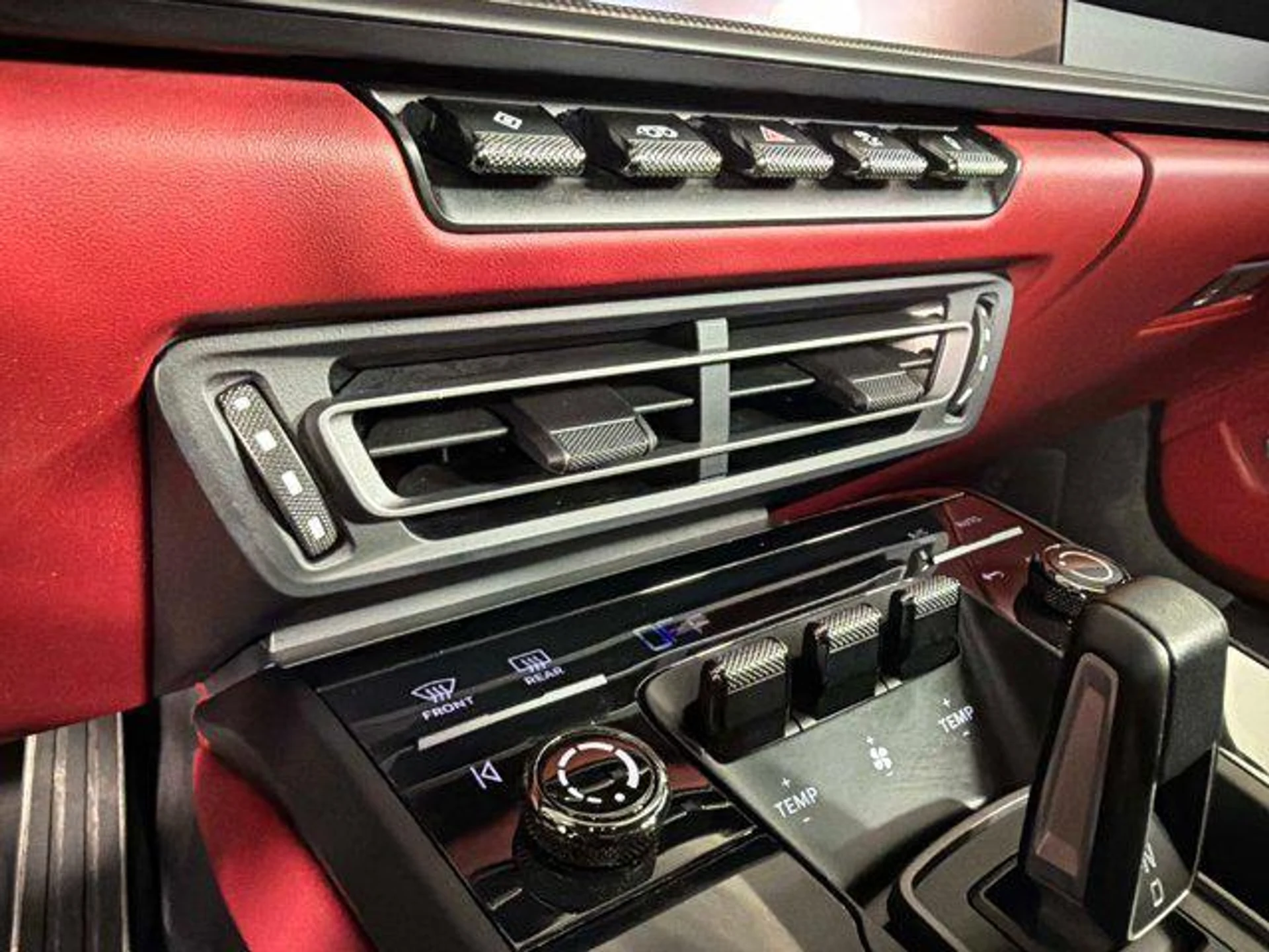 mph032_2332327083_q_L9_Nh_Sbo5xagu_Qn_Jm_H05_D_Bd_Lgk_27d191b788