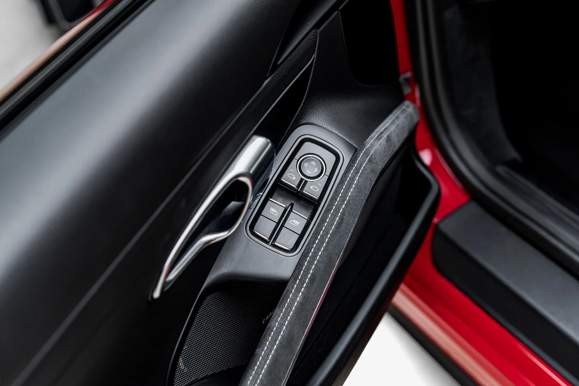 mph032_2334757929_Used_2019_Porsche_911_GT_3_1784182084_4e84ee112e