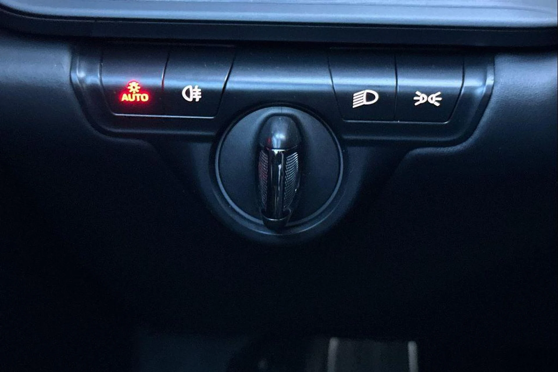 mph032_2335020463_mo_Cuh_V_Lzwai_Plg2z_RV_2_Wm_Tkrx_Dg_b1aa405113