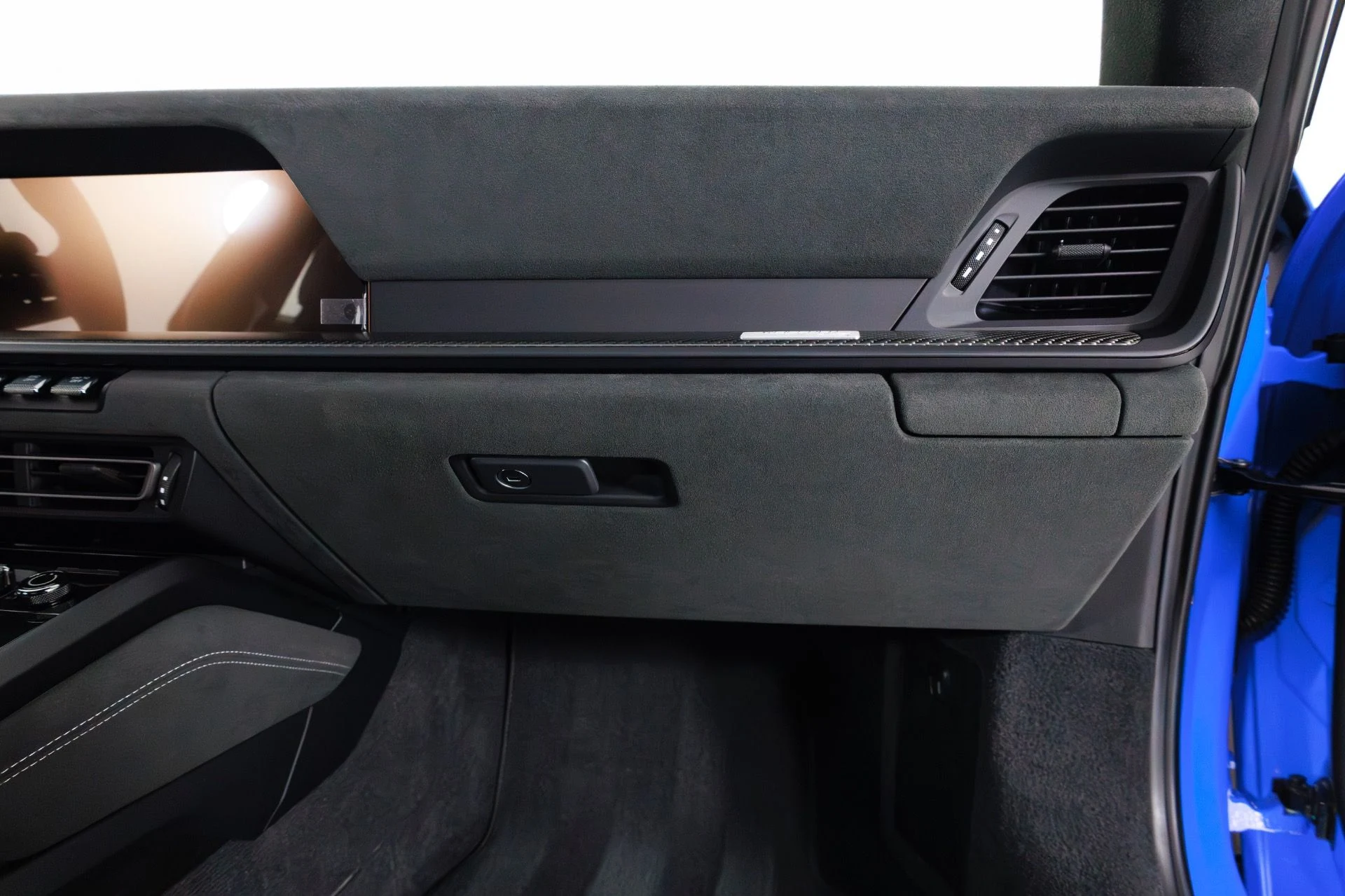 mph032_2350989228_Used_2024_Porsche_911_GT_3_RS_1771372583_0ff0b38118