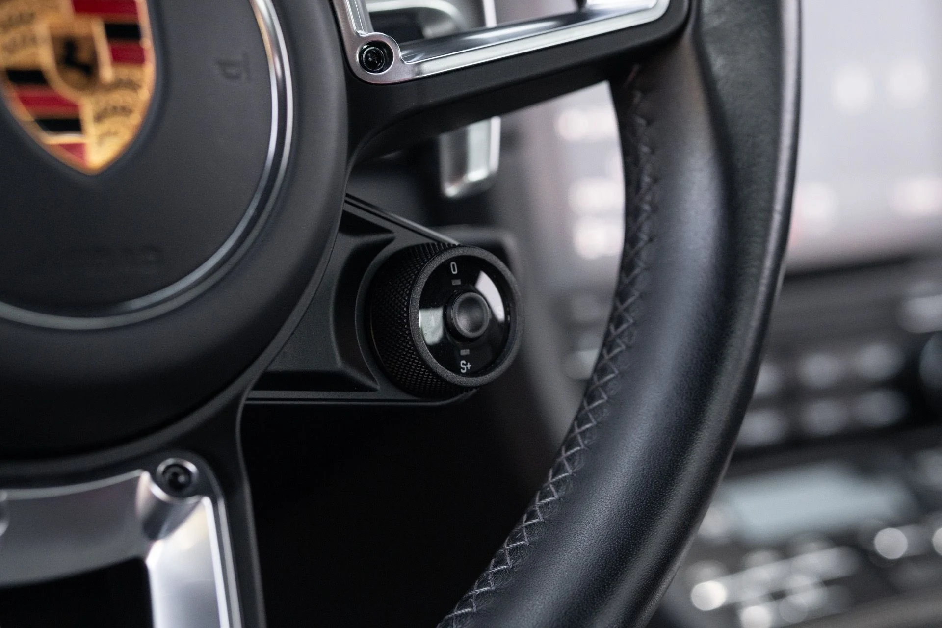 mph032_2353211357_Used_2019_Porsche_911_Turbo_S_1778703319_f33e919212
