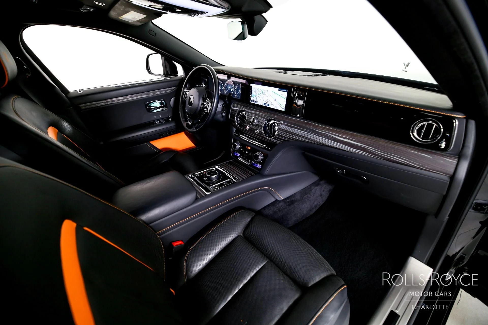 mph032_2359958773_Used_2021_Rolls_Royce_Ghost_1760810069_517354fe5b