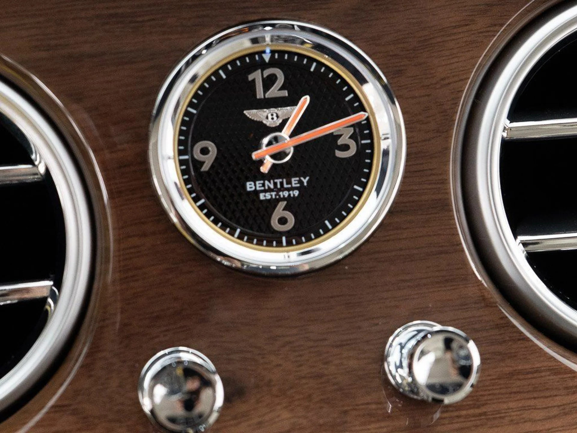 mph032_2360821984_e28e5d83f82315bae9da58ec171d100f_edea8def9b