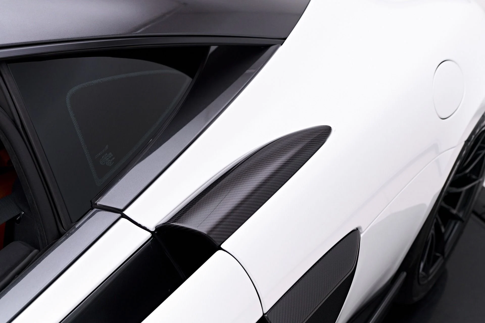 mph032_2362107340_Used_2019_Mc_Laren_600_LT_Base_1755991648_a372519ed8