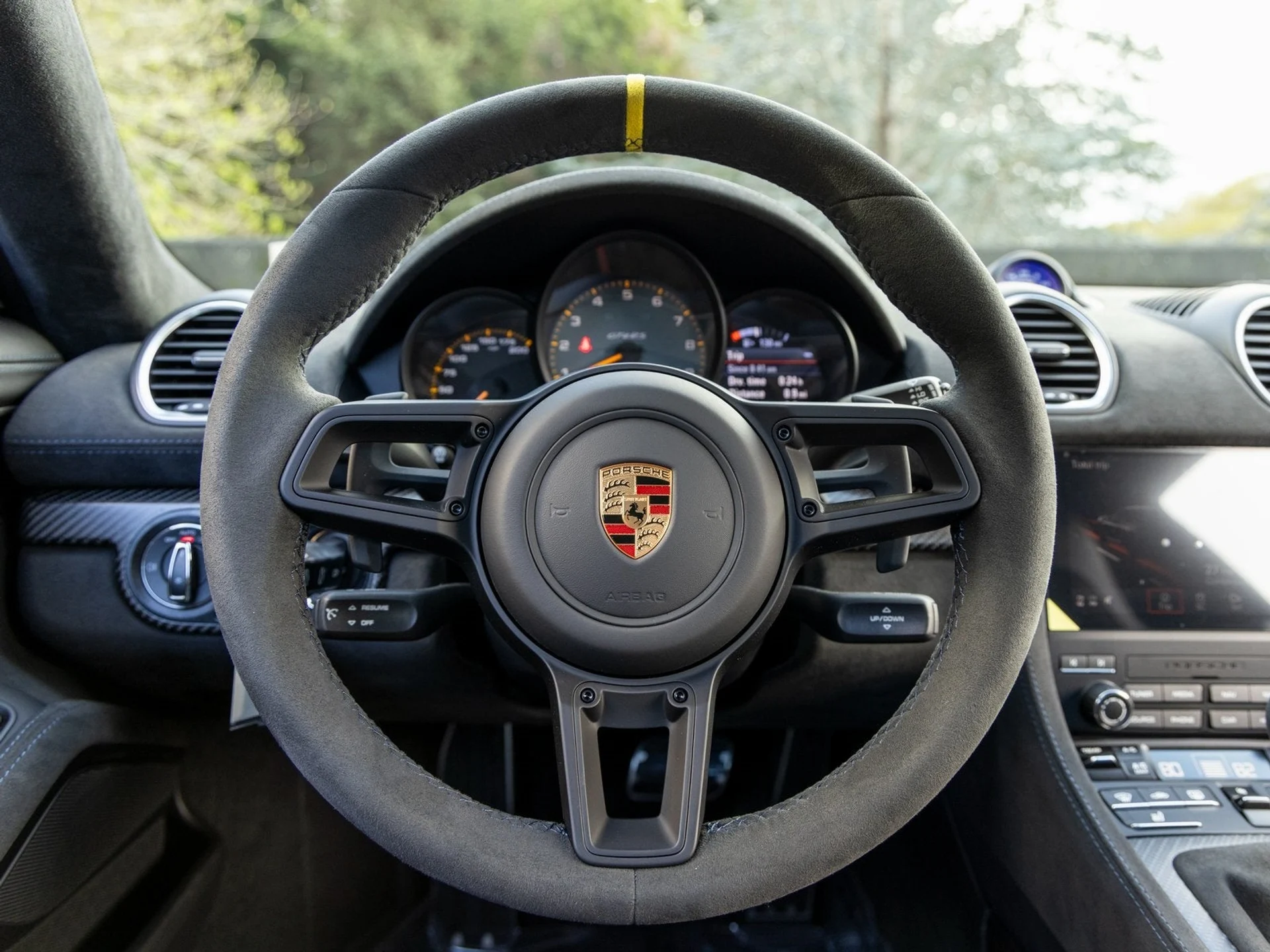 mph032_2384696997_33_616b563219