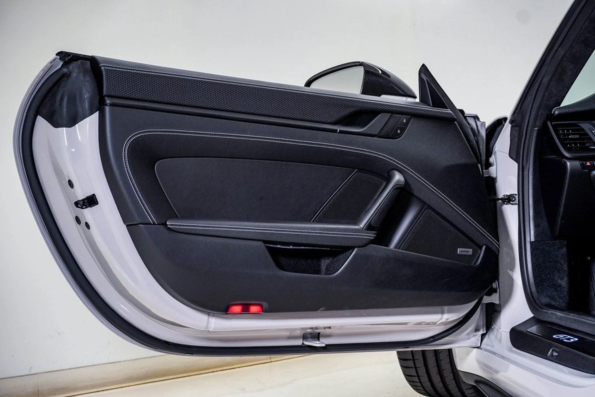 mph032_239124669_ebdedadd5154dc0c8018538ce18bad48x_175e555247