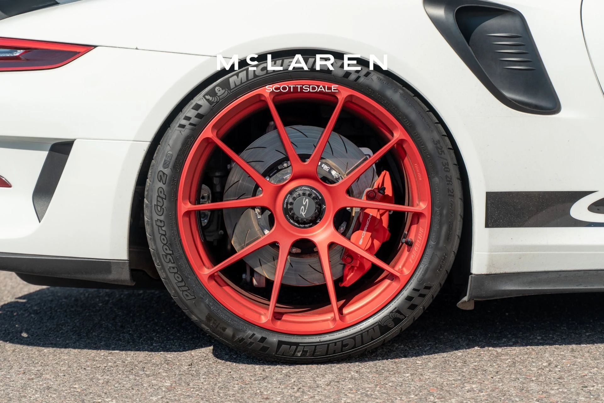 mph032_2396829436_Used_2019_PORSCHE_911_GT_3_RS_1791841208_9fca048bb4