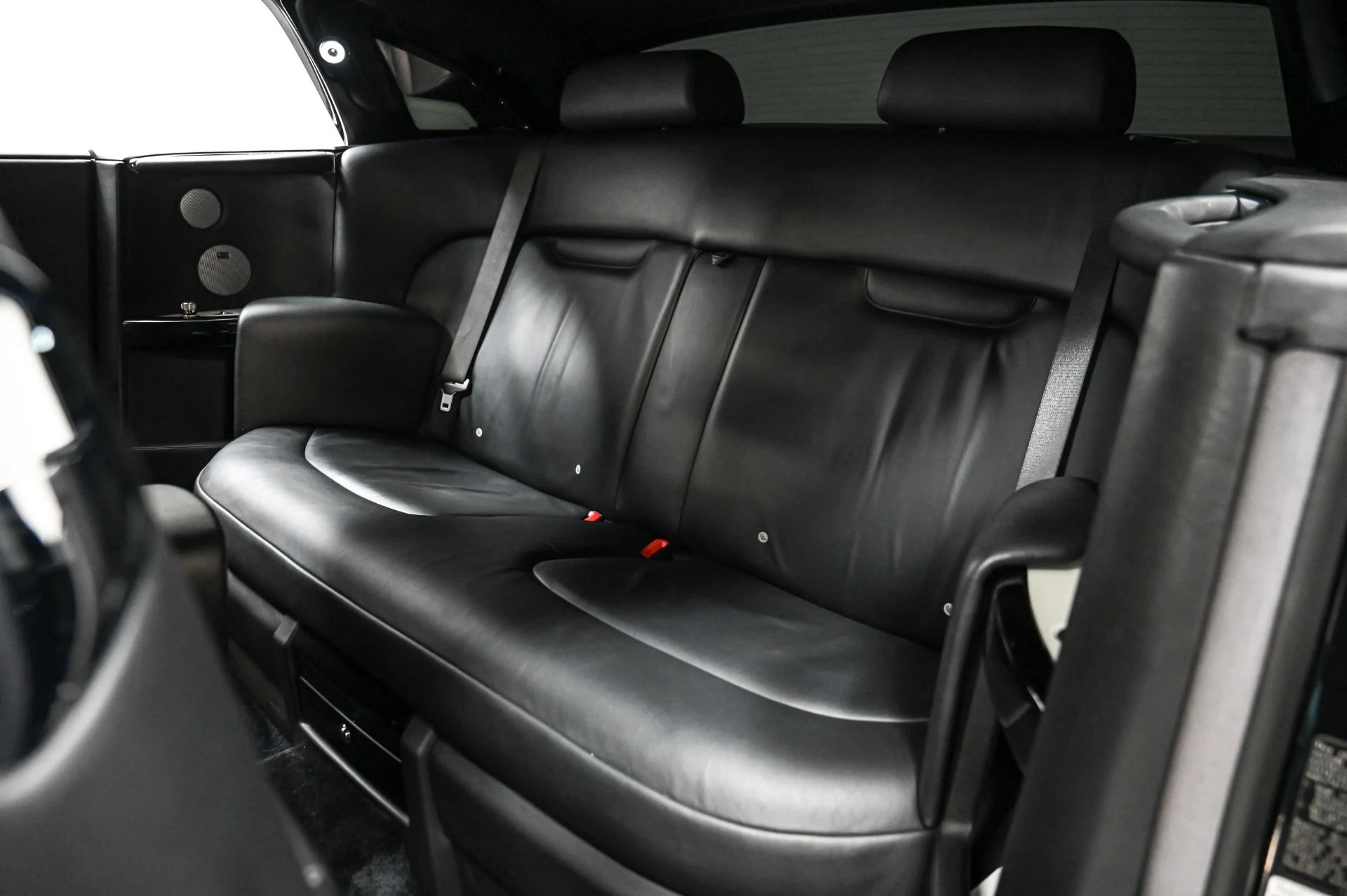 mph032_2400535748_Used_2009_Rolls_Royce_Phantom_Coupe_1731443448_9f06f0c973