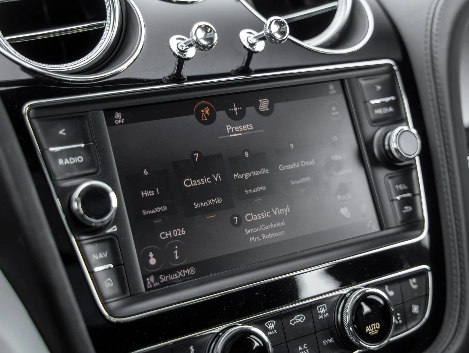 mph032_2402670188_33_de508867a3