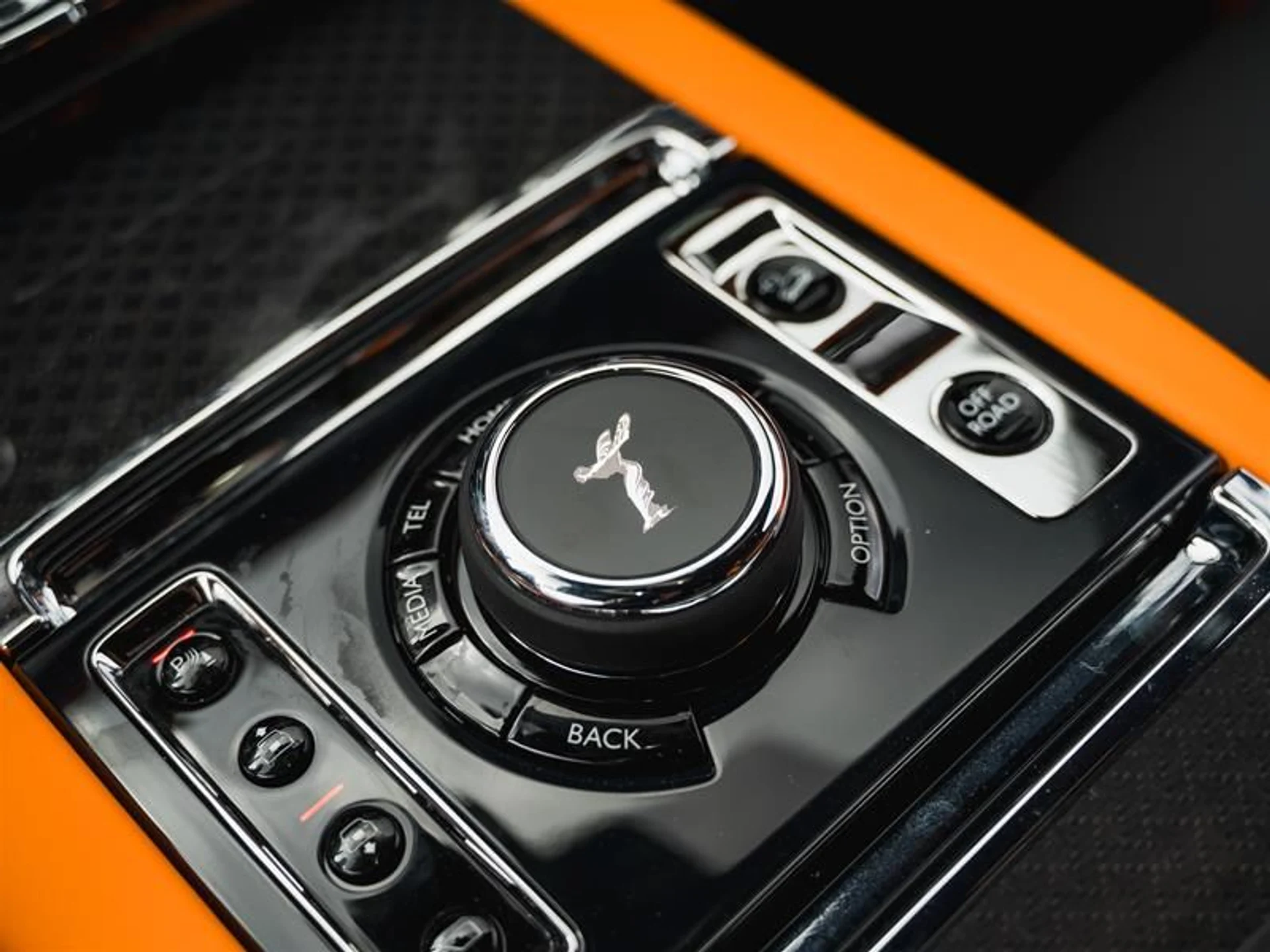 mph032_2403504953_em405pit_e484e235bb