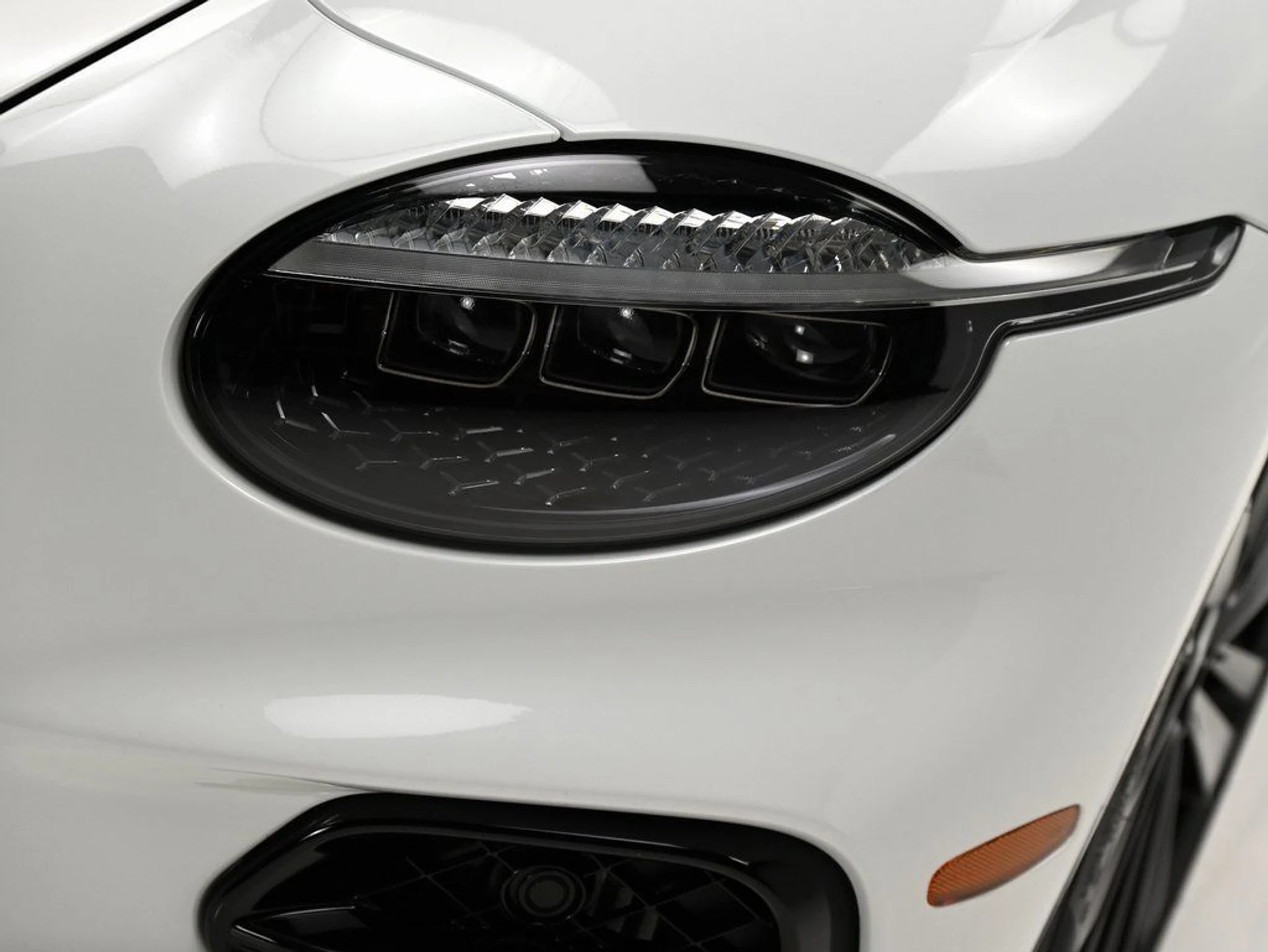 mph032_2409105804_26ba95ba10e44ce3ae6f77996ecf5de5_c07feb8497