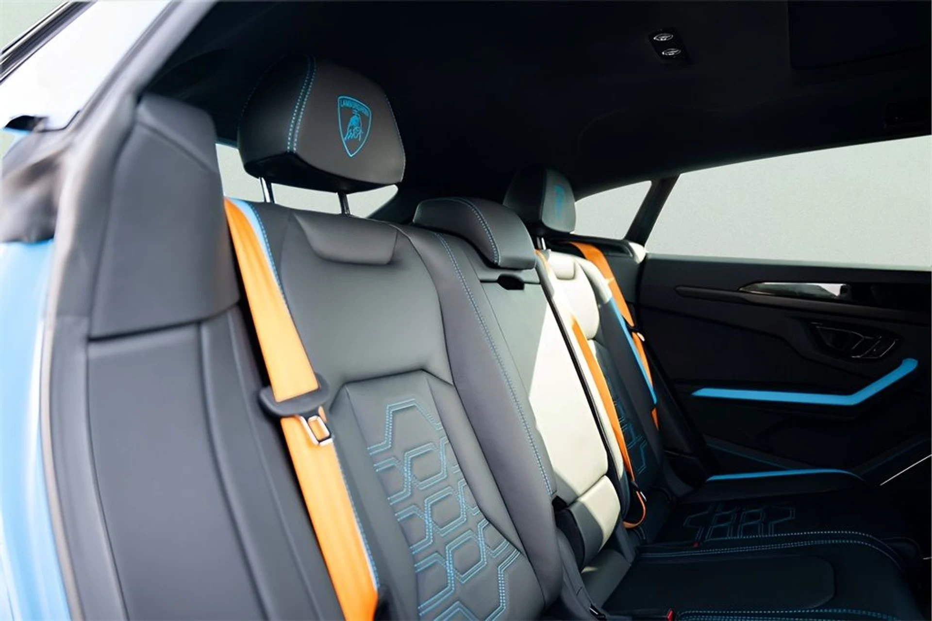 mph032_2415007699_image_34_2c45f9bfc0