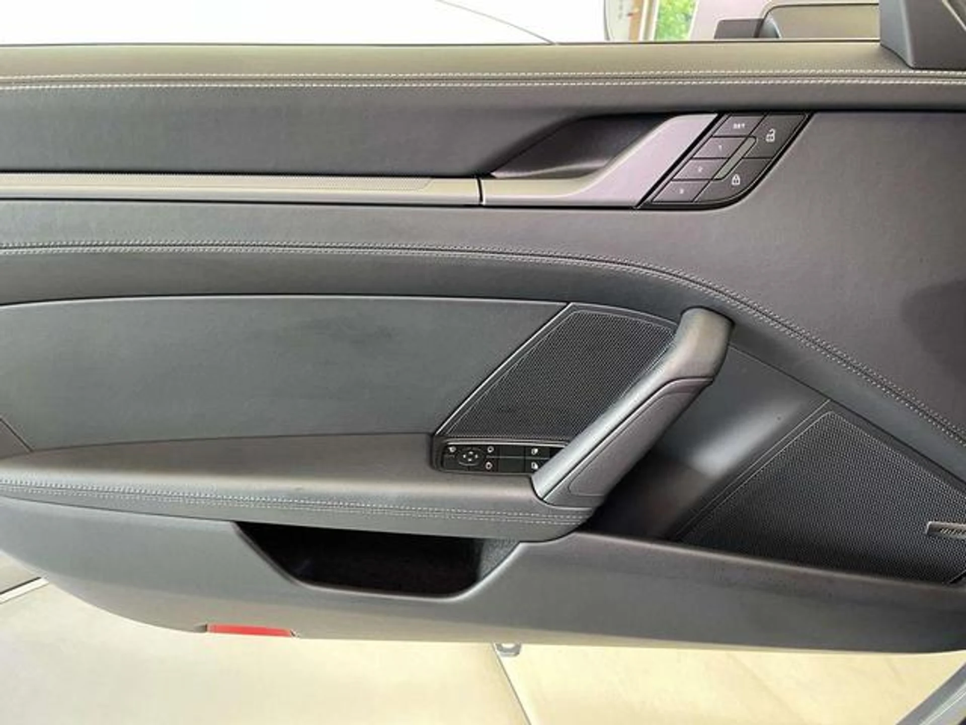 mph032_2415722931_c4r008v_Rex_P9_COC_6_CJ_2_Pct7_Xz_FA_89646af541