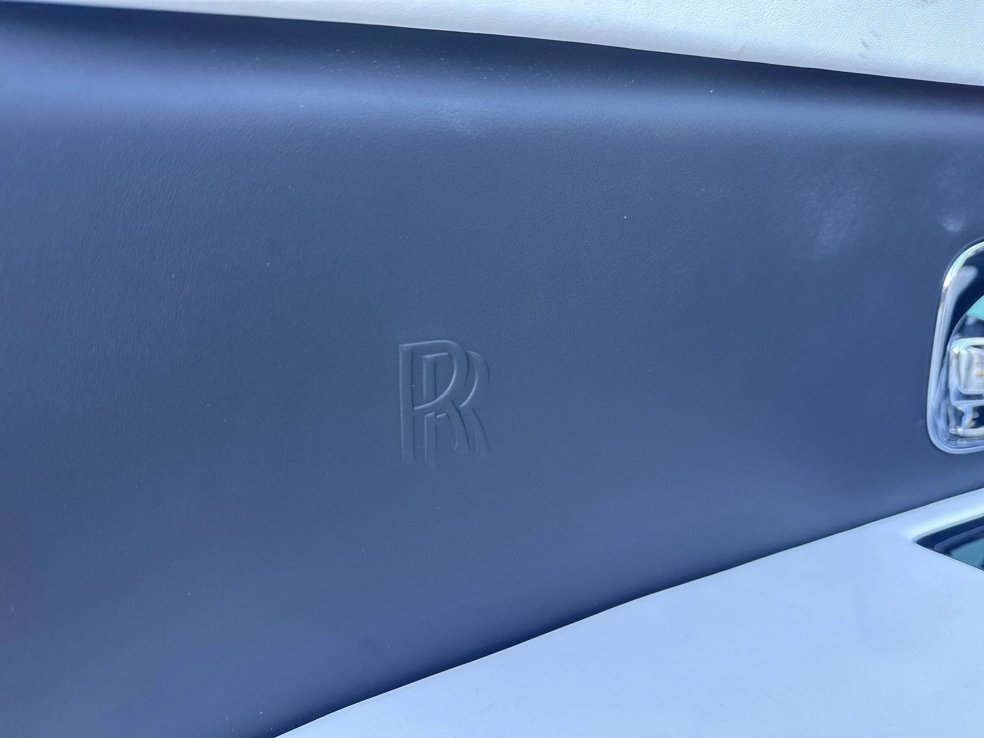 mph032_2421472496_da9e1b58b809c18fdff3c425f1d5d1a3x_bb8930d4c3