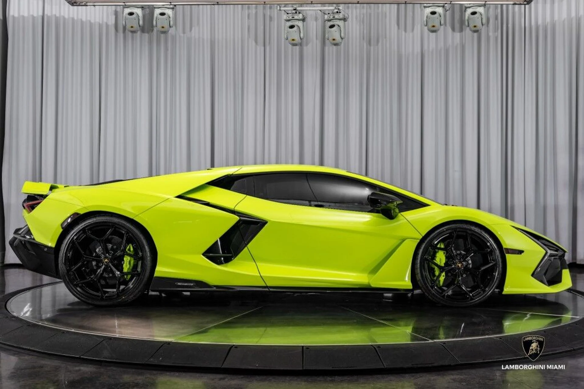 mph032_2428507950_ca02a3f988afc9607c6f2e908cd85e42_d14955c82a