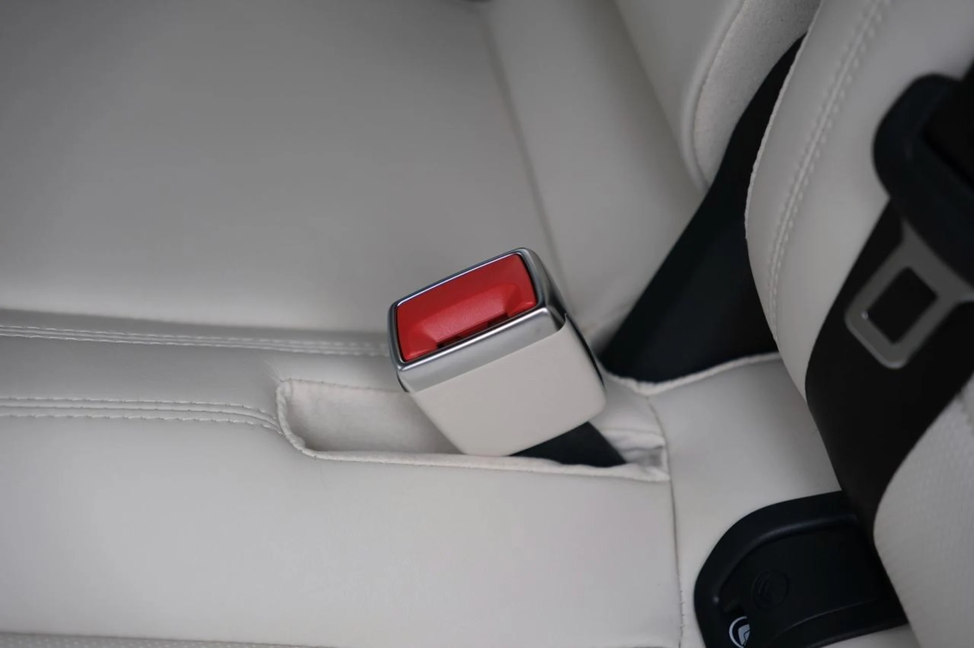 mph032_2451126954_5b23423b922c420b59ec5eae214e9d0d_0e22b2a79b