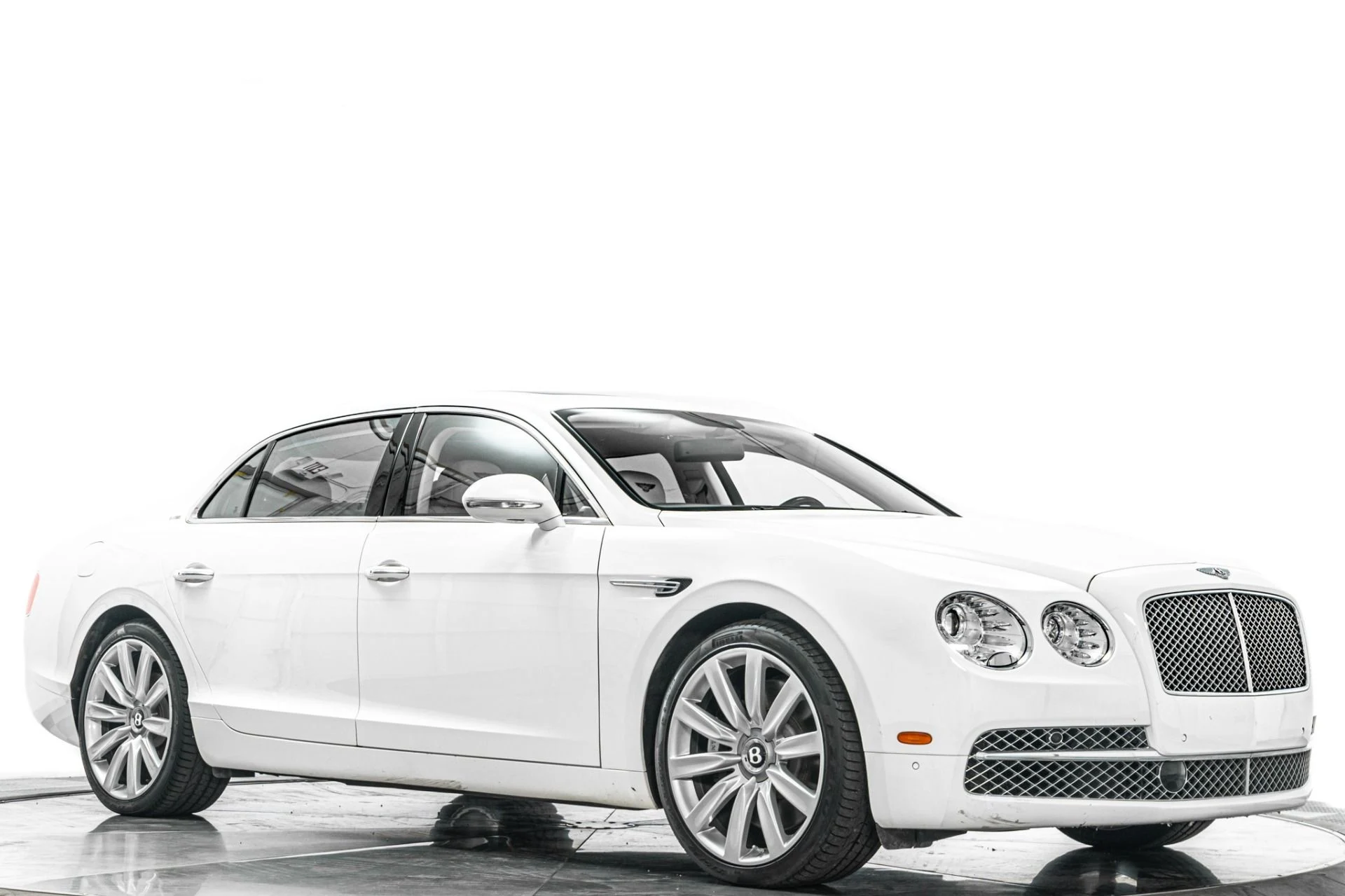 mph032_2451313304_Used_2017_Bentley_Flying_Spur_W12_1784311840_c0fda02951